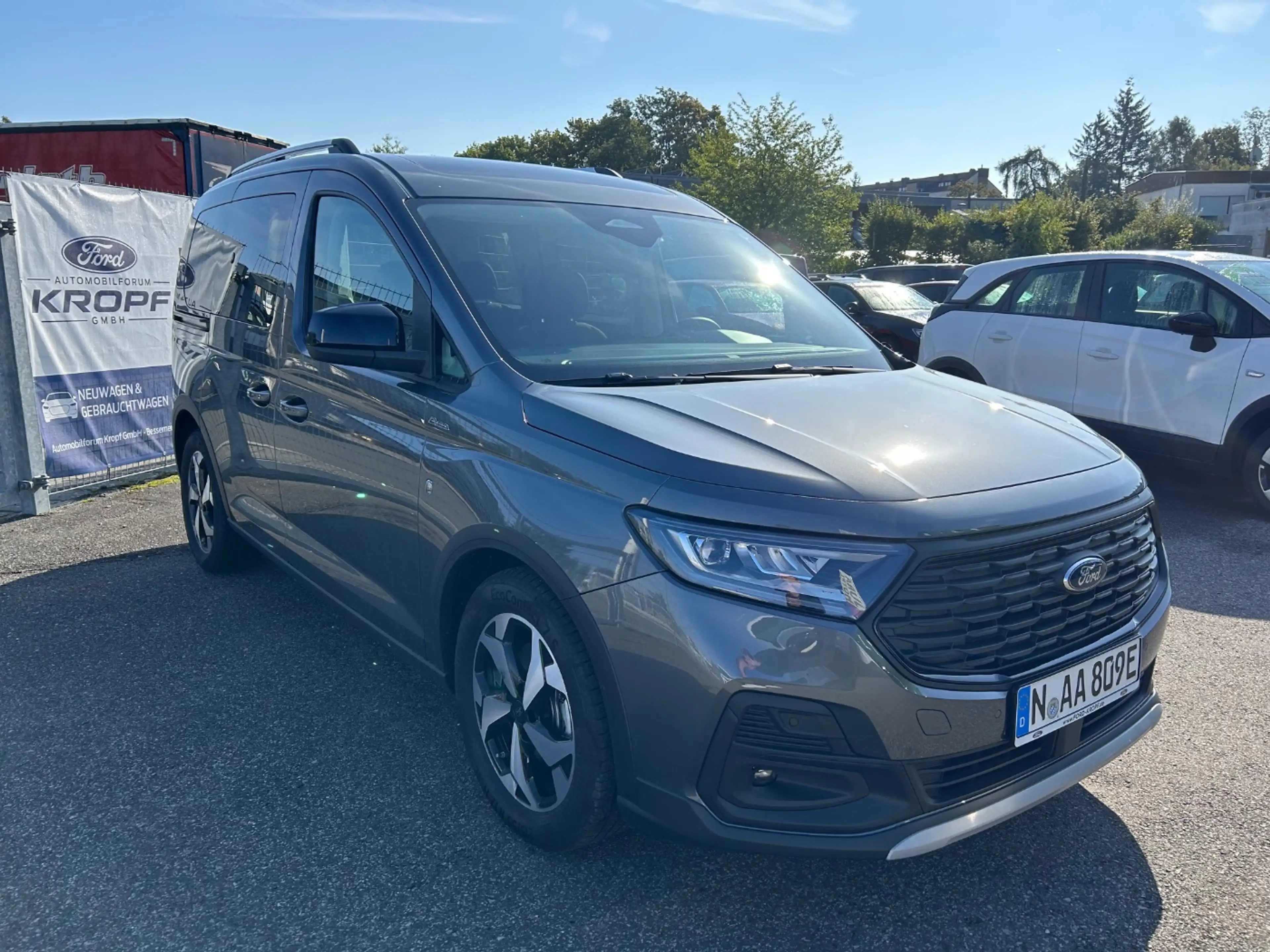 Ford Tourneo Connect Active PHEV 1.5 iACC*NAVI*SHZ*CAM — photo 2