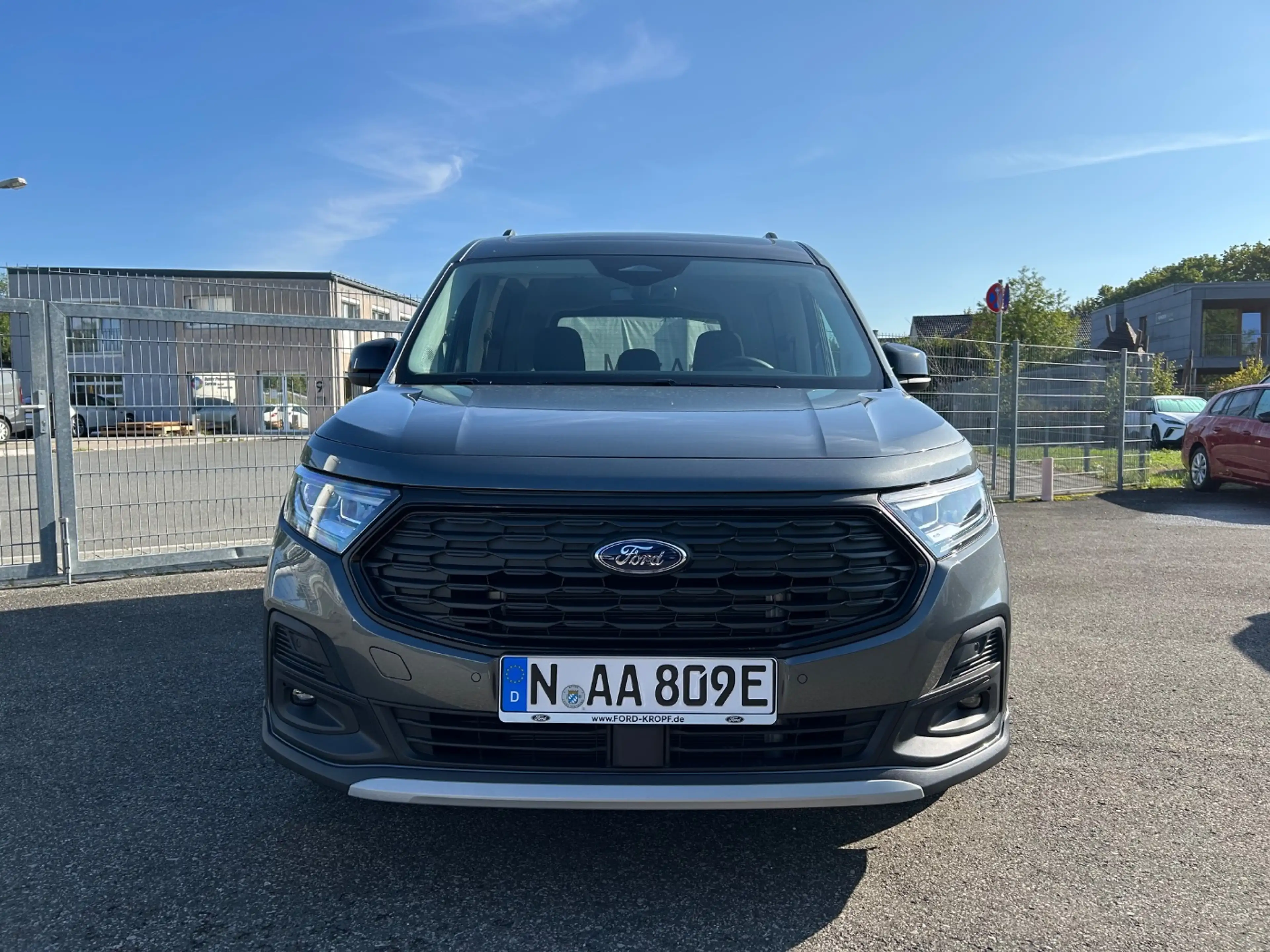 Ford Tourneo Connect Active PHEV 1.5 iACC*NAVI*SHZ*CAM — photo 14