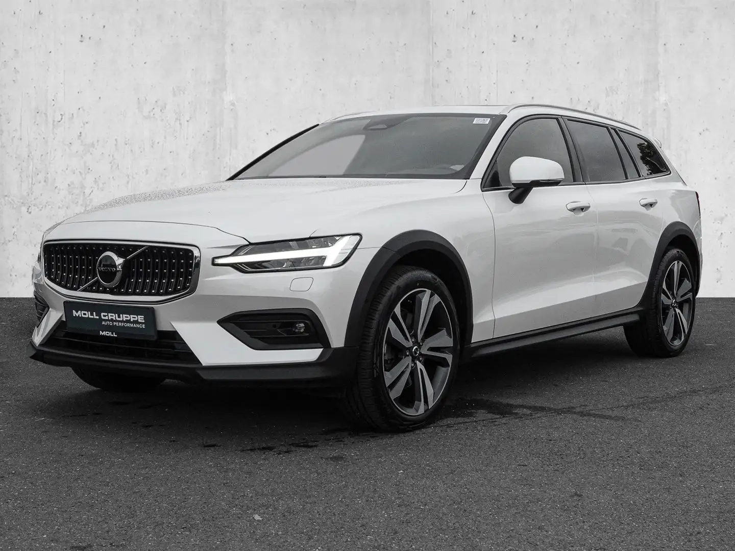 Volvo V60 V 60 Cross Country B4 AWD Ultimate Pano HEAD UP AC Weiß - 2