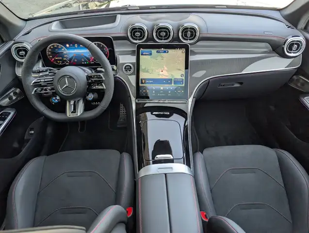 Mercedes-Benz GLC view 24