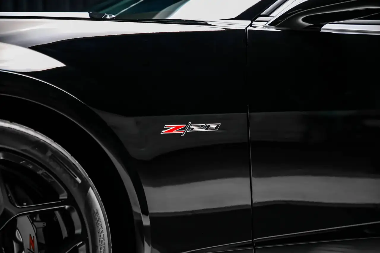 Chevrolet Camaro photo Chevrolet Camaro