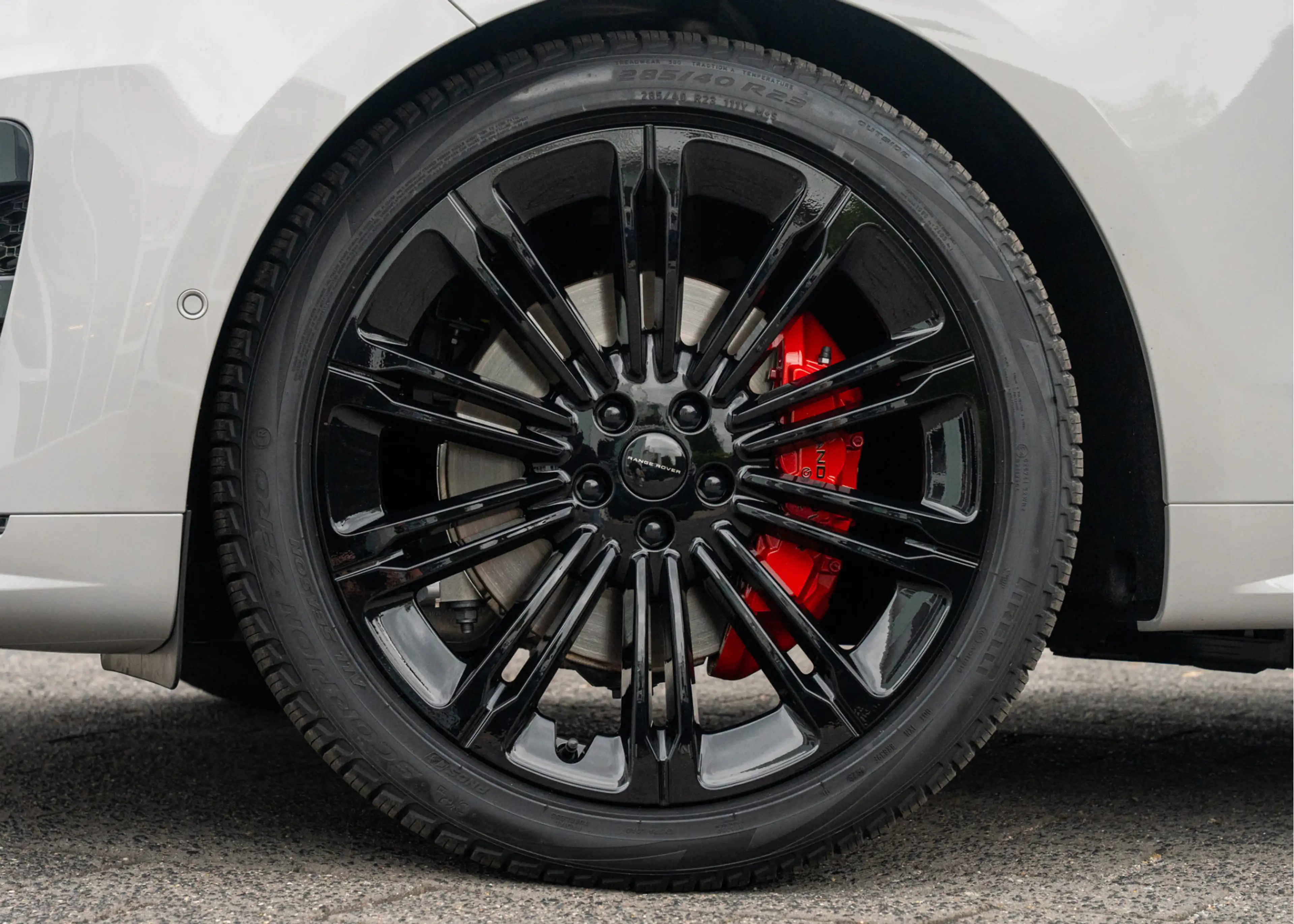 Land Rover Range Rover Sport P550e Autobiography | Full Options | Enhanced Blac — photo 6
