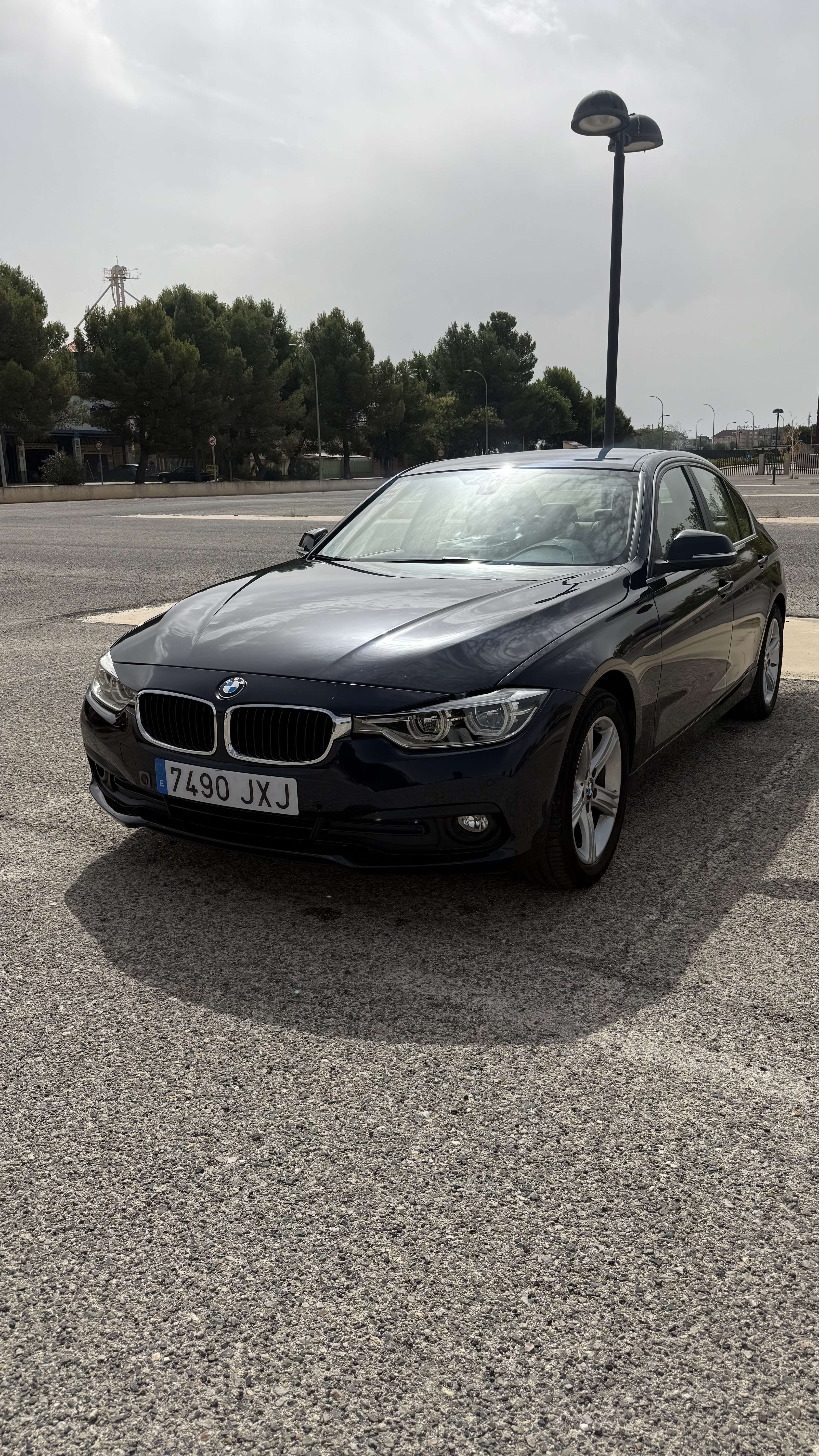 BMW 320 320dA - foto 1