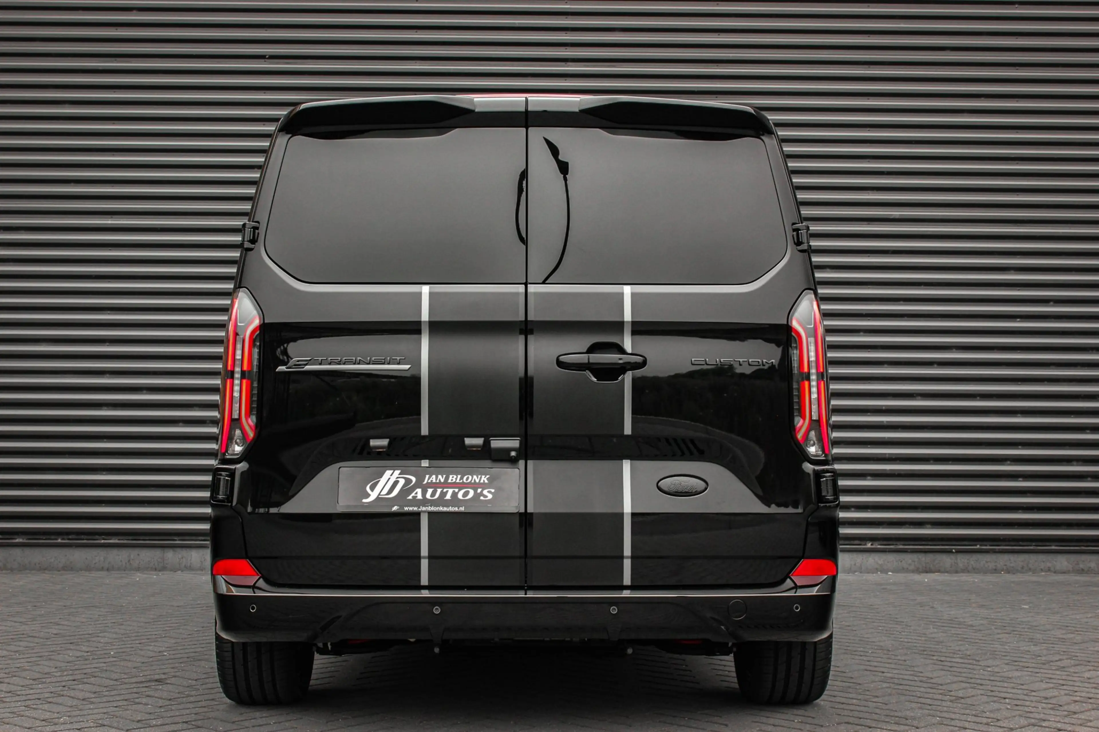 Ford E-Transit Cust. 320 L2H1 Sport 71 kWh DC DUBBEL CABINE / JB- — photo 44