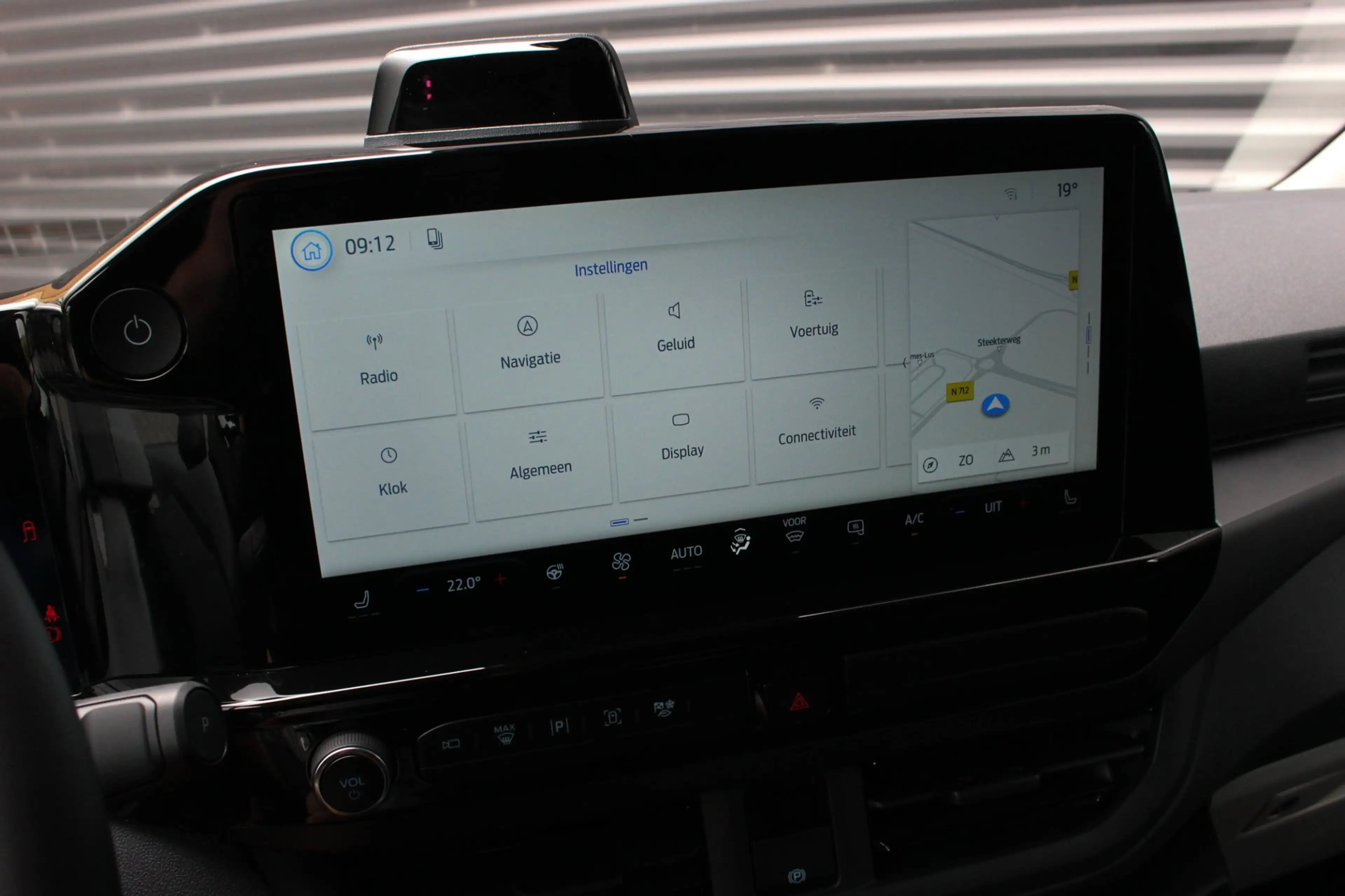 Ford E-Transit Cust. 320 L2H1 Sport 71 kWh DC DUBBEL CABINE / JB- — photo 24