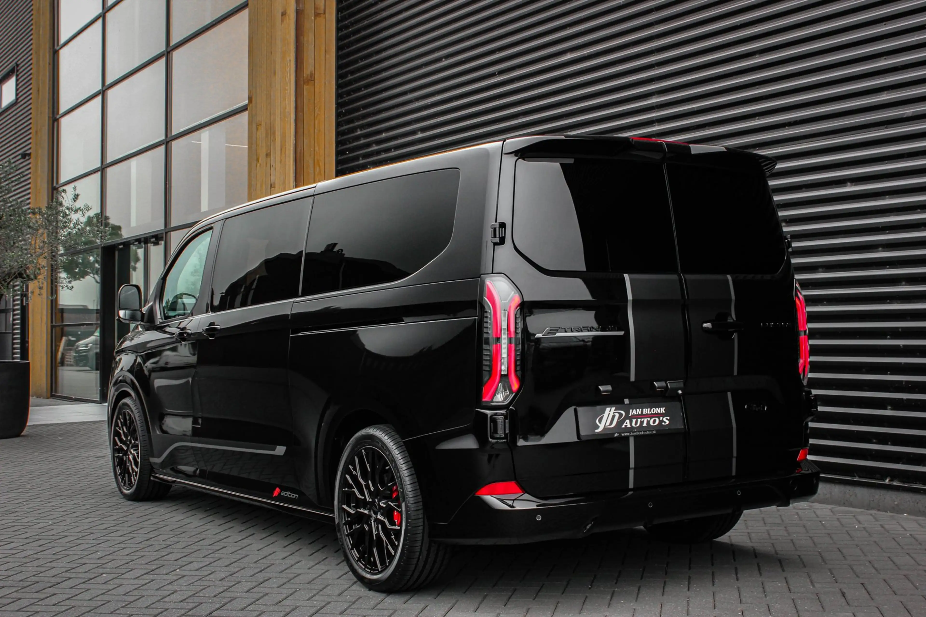 Ford E-Transit Cust. 320 L2H1 Sport 71 kWh DC DUBBEL CABINE / JB- — photo 10