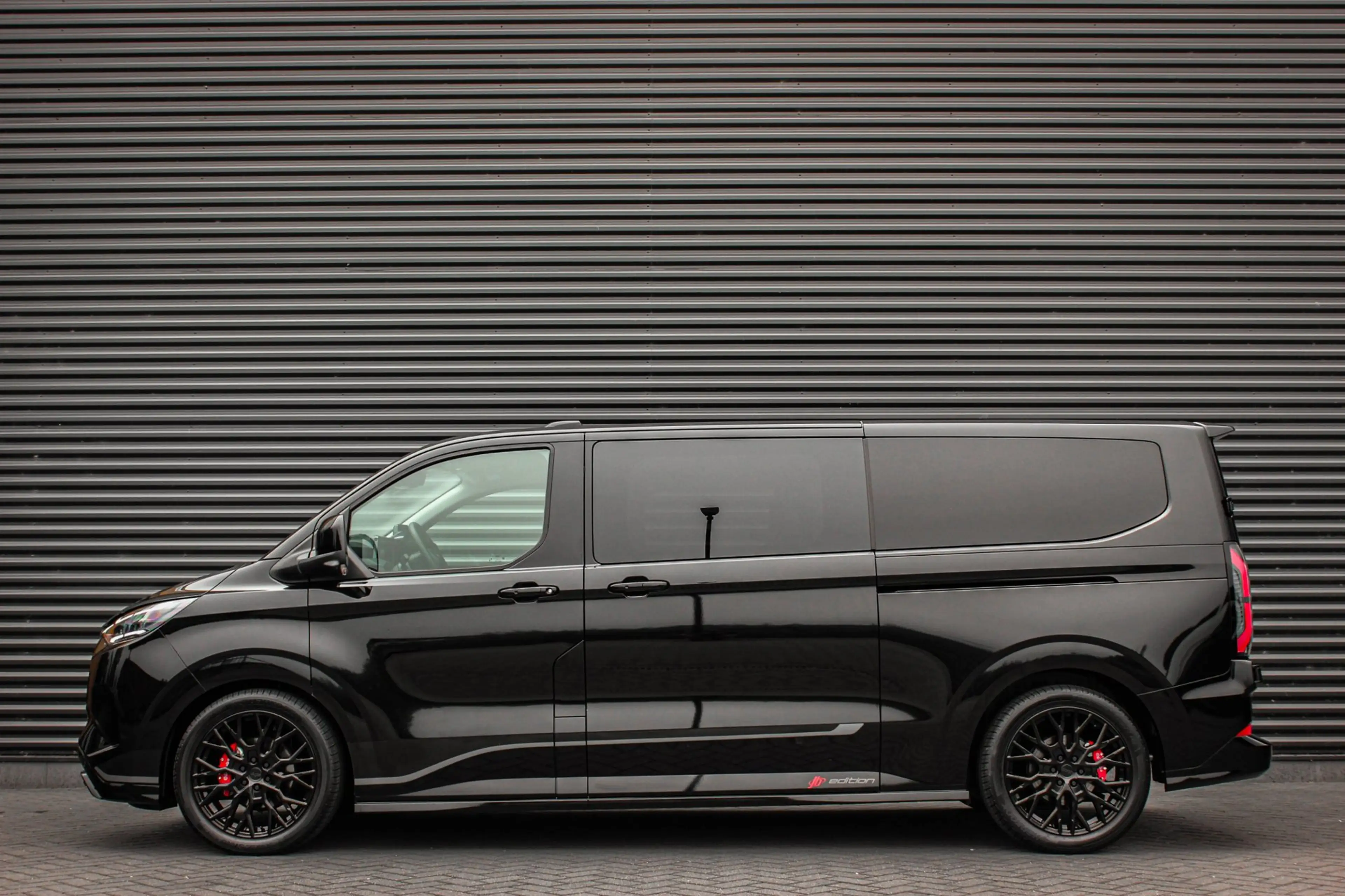 Ford E-Transit Cust. 320 L2H1 Sport 71 kWh DC DUBBEL CABINE / JB- — photo 5