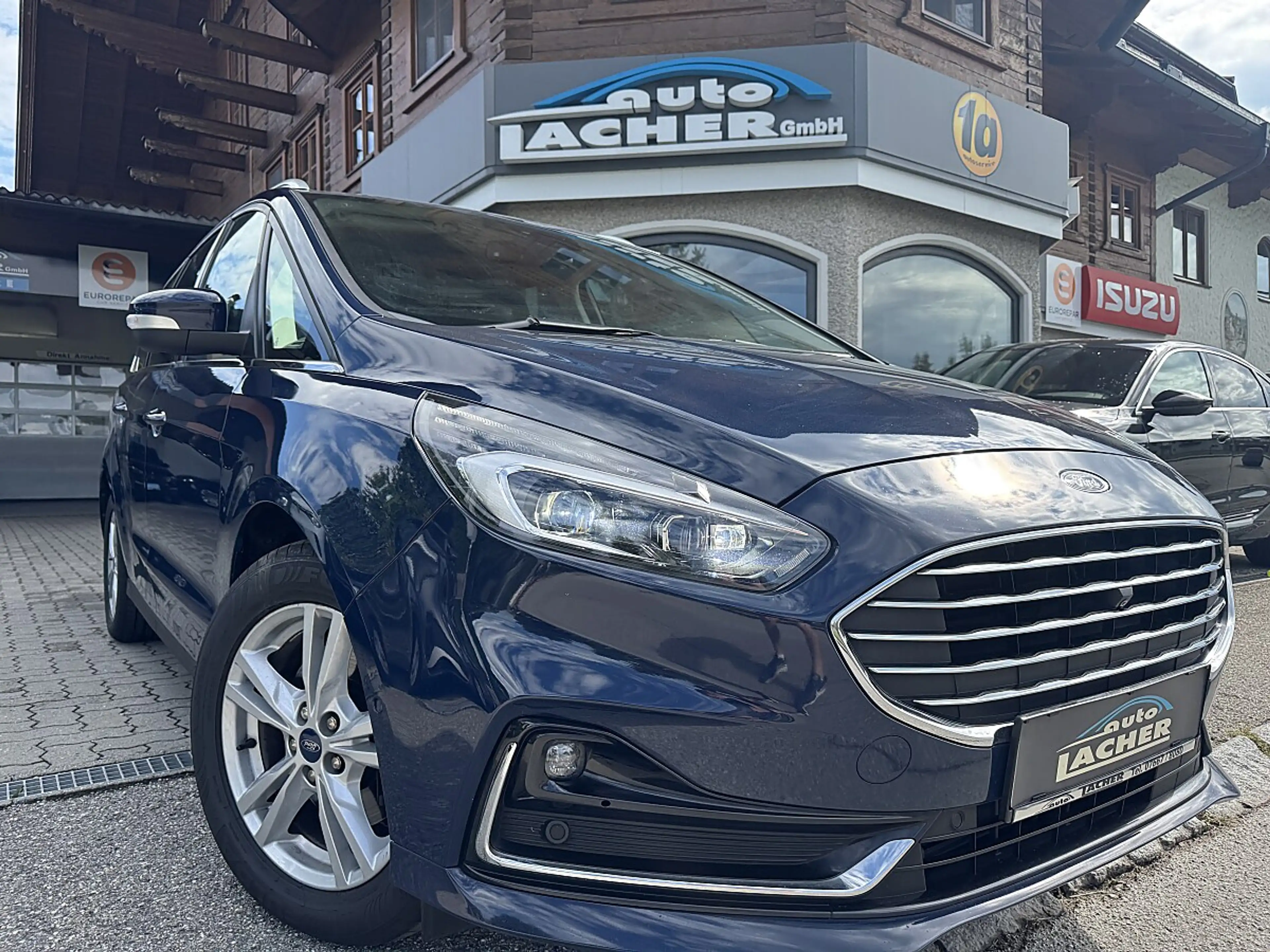 Ford Galaxy 2,0 EcoBlue Titanium Aut. — photo 3