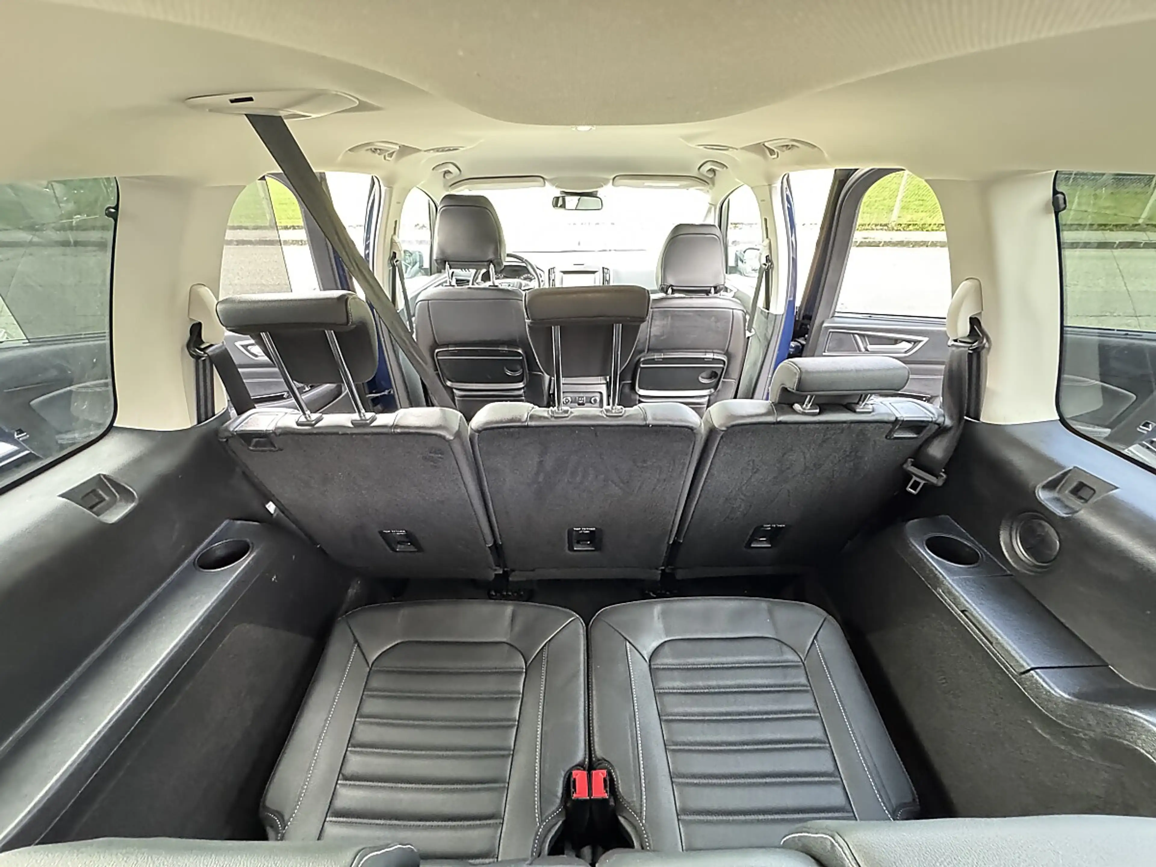 Ford Galaxy 2,0 EcoBlue Titanium Aut. — photo 10