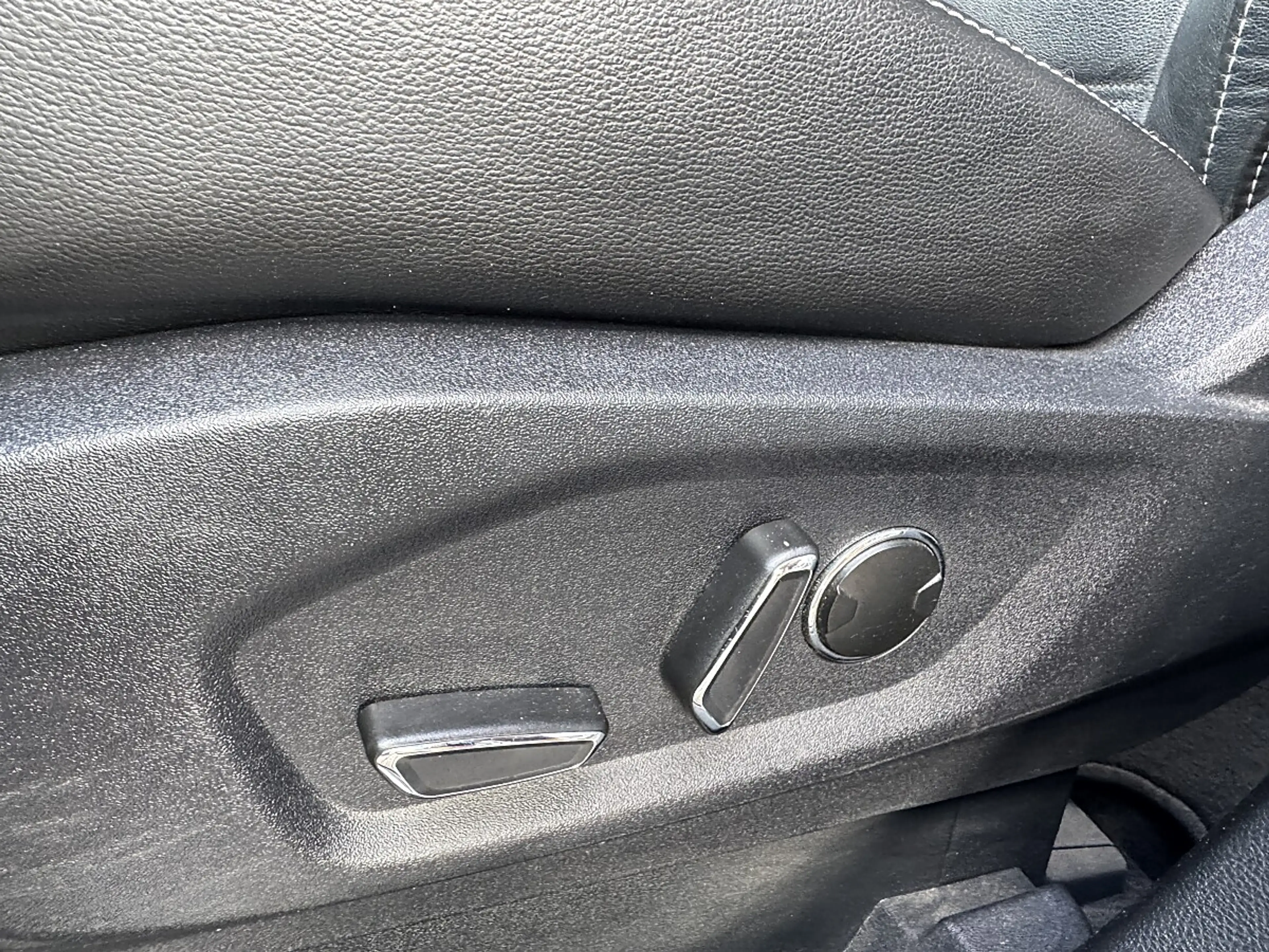 Ford Galaxy 2,0 EcoBlue Titanium Aut. — photo 13