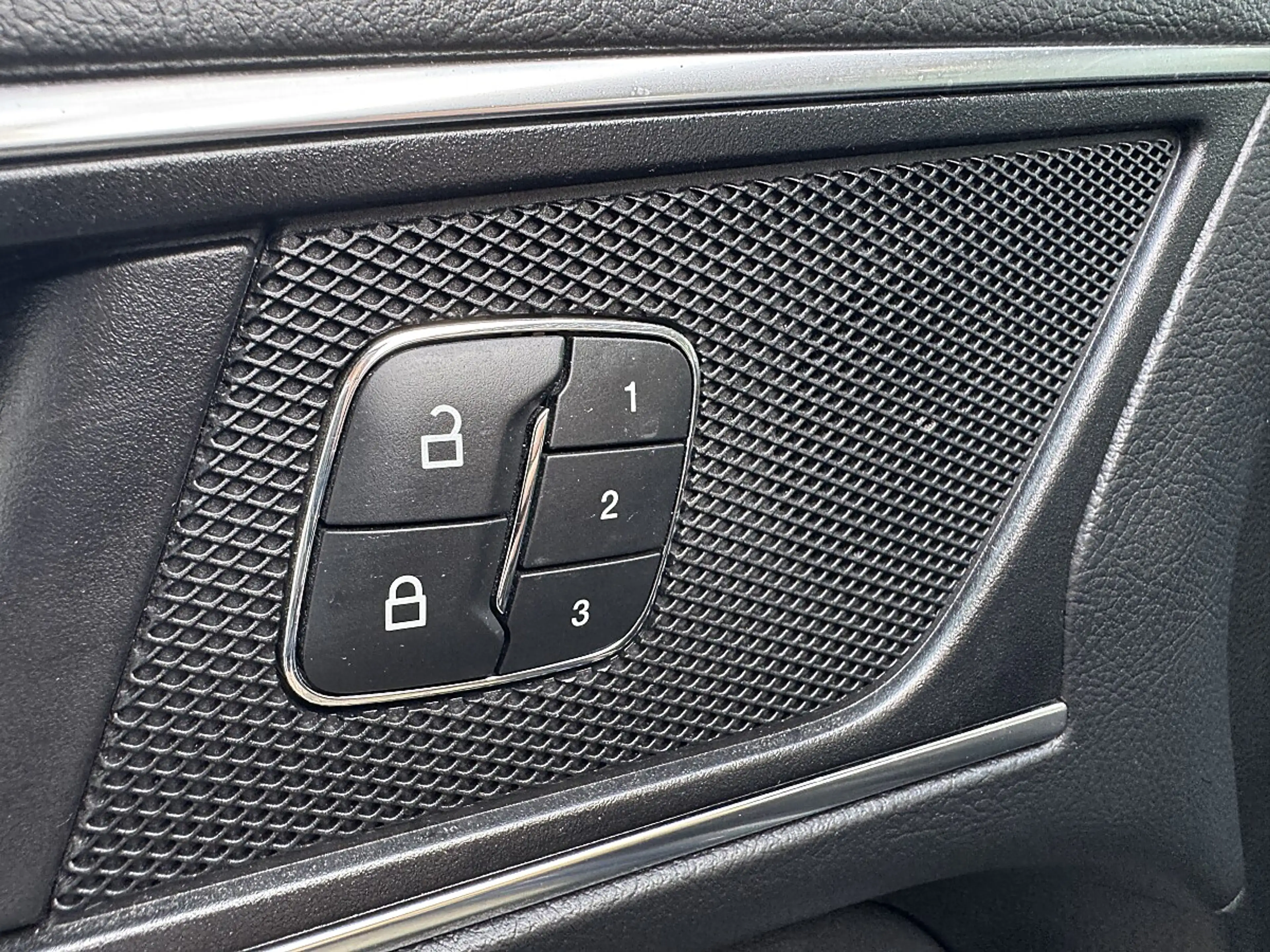 Ford Galaxy 2,0 EcoBlue Titanium Aut. — photo 14