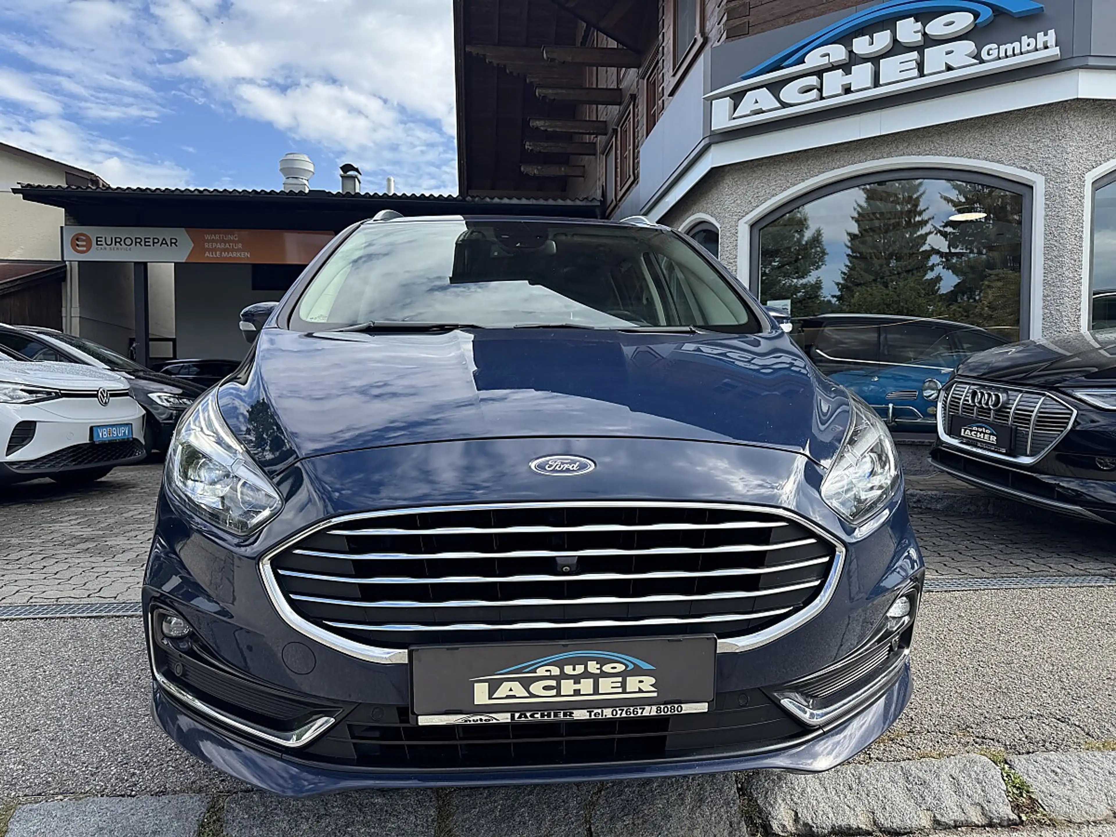 Ford Galaxy 2,0 EcoBlue Titanium Aut. — photo 2