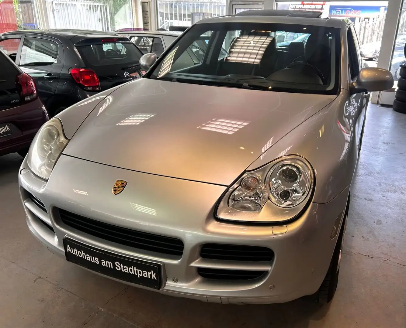 Porsche Cayenne Silber - 2
