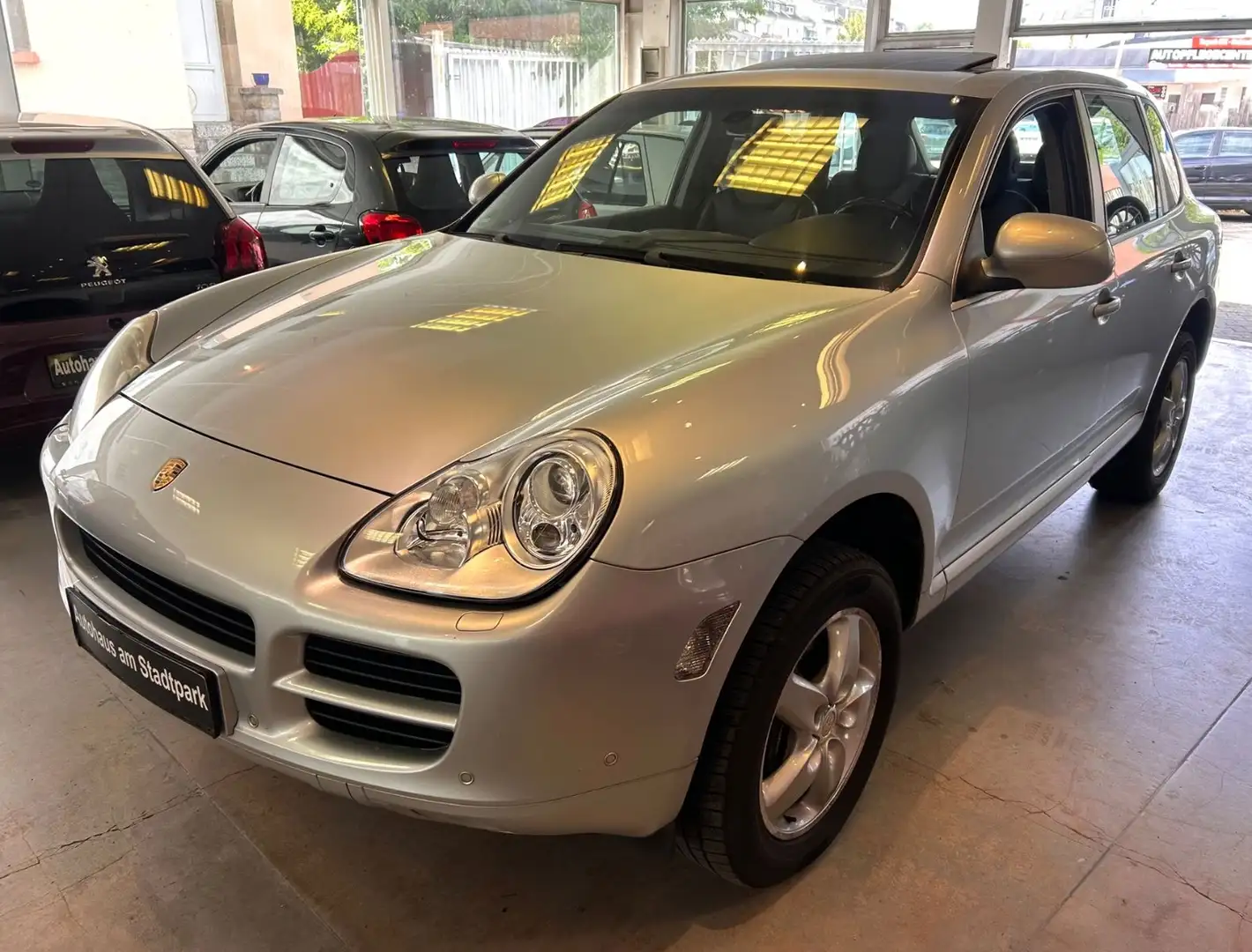 Porsche Cayenne Silber - 1