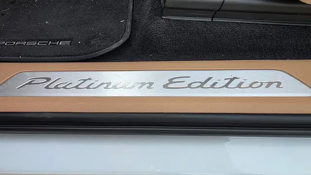 Porsche Cayenne E-Hybrid Platinum Edition ***Vollausstattung*** Ansicht 21