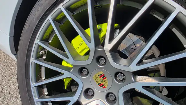 Porsche Cayenne E-Hybrid Platinum Edition ***Vollausstattung*** Ansicht 39