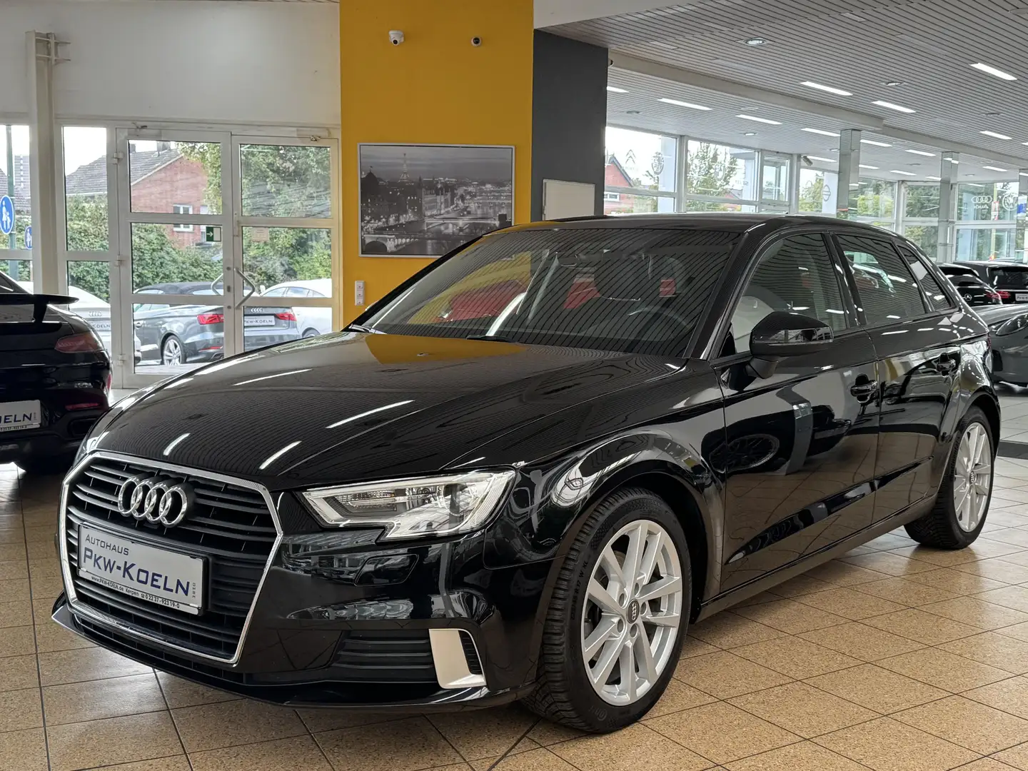 Audi A3 1.5 TSi DSG SPORT *XENON PLuS*NAVi MMi*PTS* Schwarz - 1