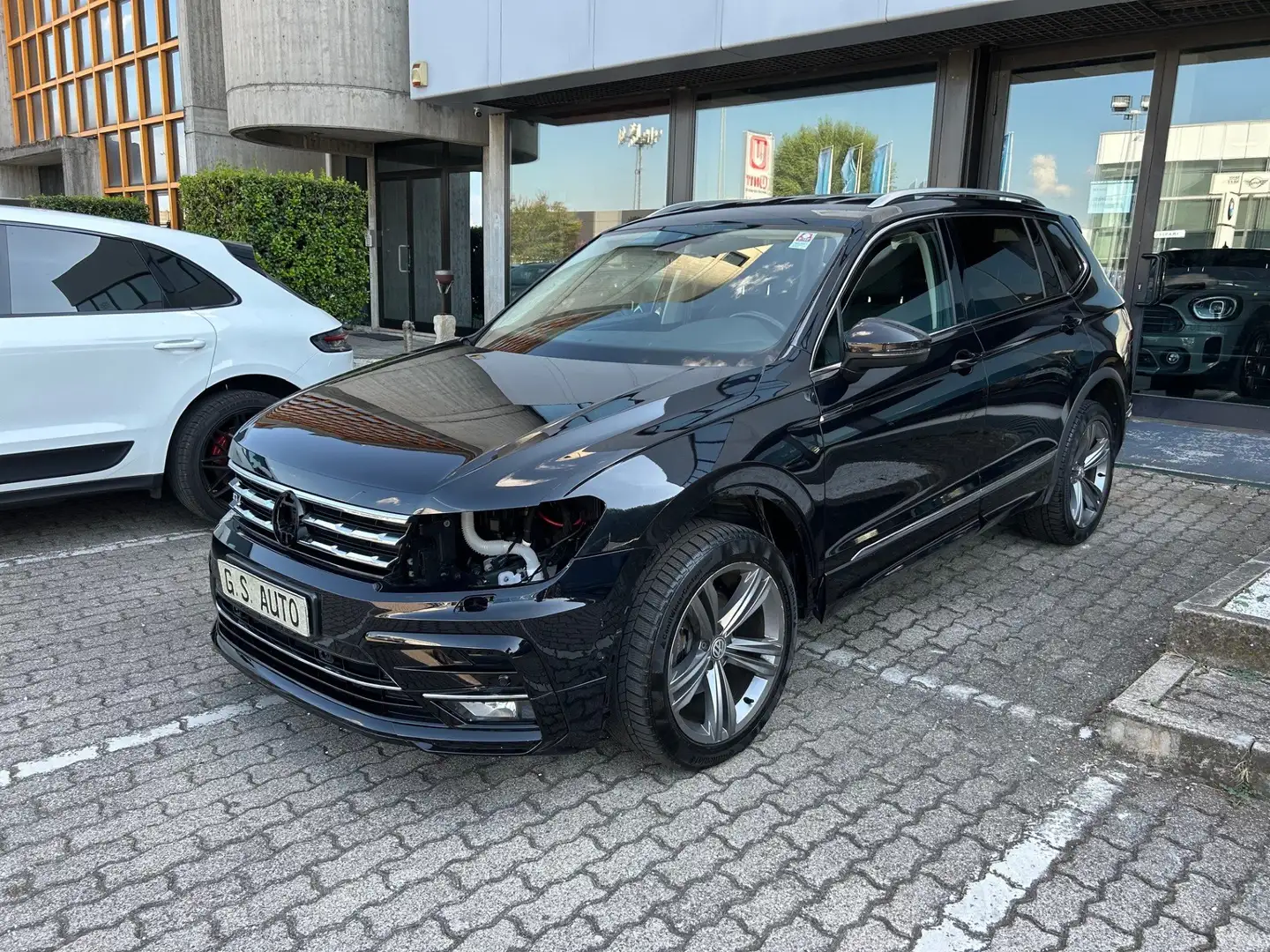 Volkswagen Tiguan Allspace 2.0 tdi R-Line 4motion 150cv 7 posti dsg Nero - 1