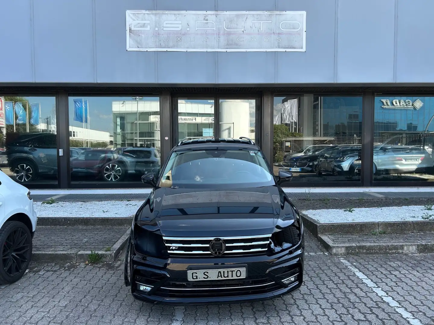 Volkswagen Tiguan Allspace 2.0 tdi R-Line 4motion 150cv 7 posti dsg Nero - 2