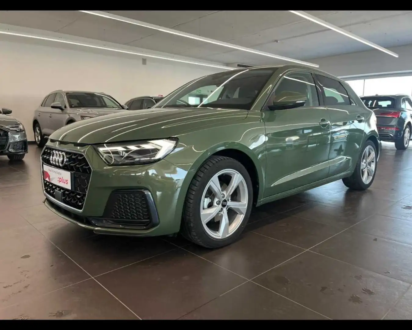 Audi A1 SPB 30 TFSI Business Vert - 1