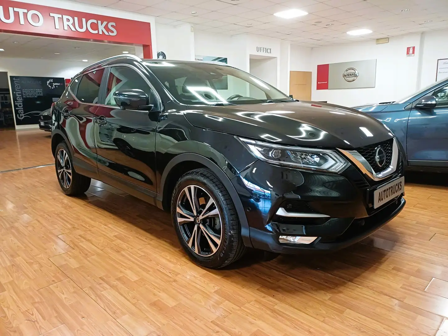 Nissan Qashqai Qashqai 1.5 dci N-Connecta 115cv Nero - 1