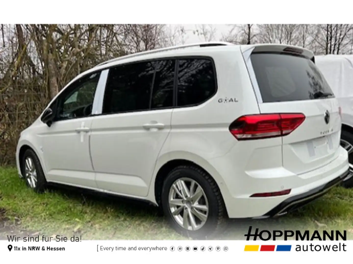 Volkswagen Touran 1.5 TSI DSG R-Line IQ.Light ACC 7-Sitzer Weiß - 1