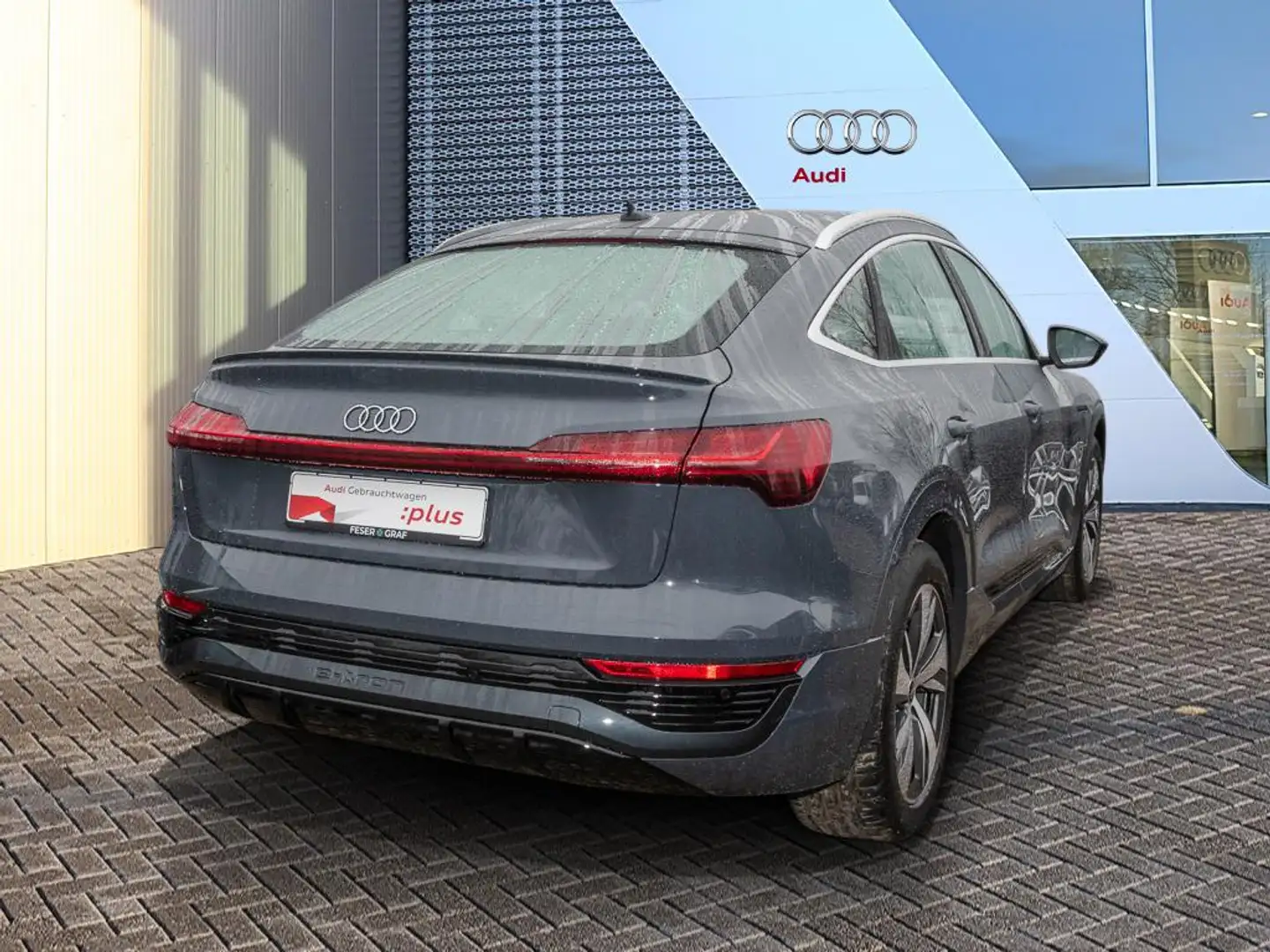 Audi Q8 Sportback 55 e-tron S line /Matrix/AHK/HuD/ACC Gris - 2