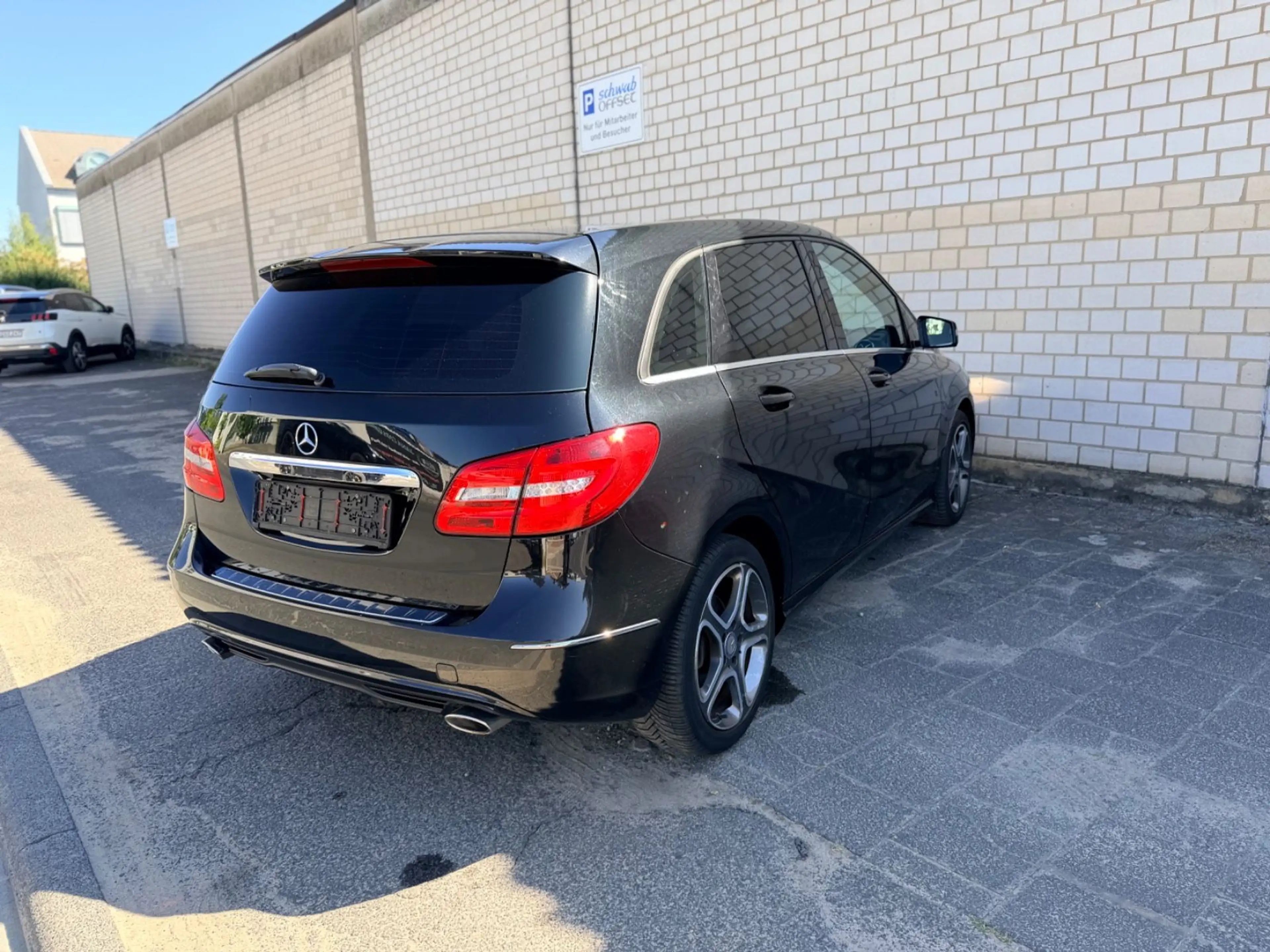 Mercedes-Benz B 200 B200 CDI Automatik Panorama Leder ILS — photo 8