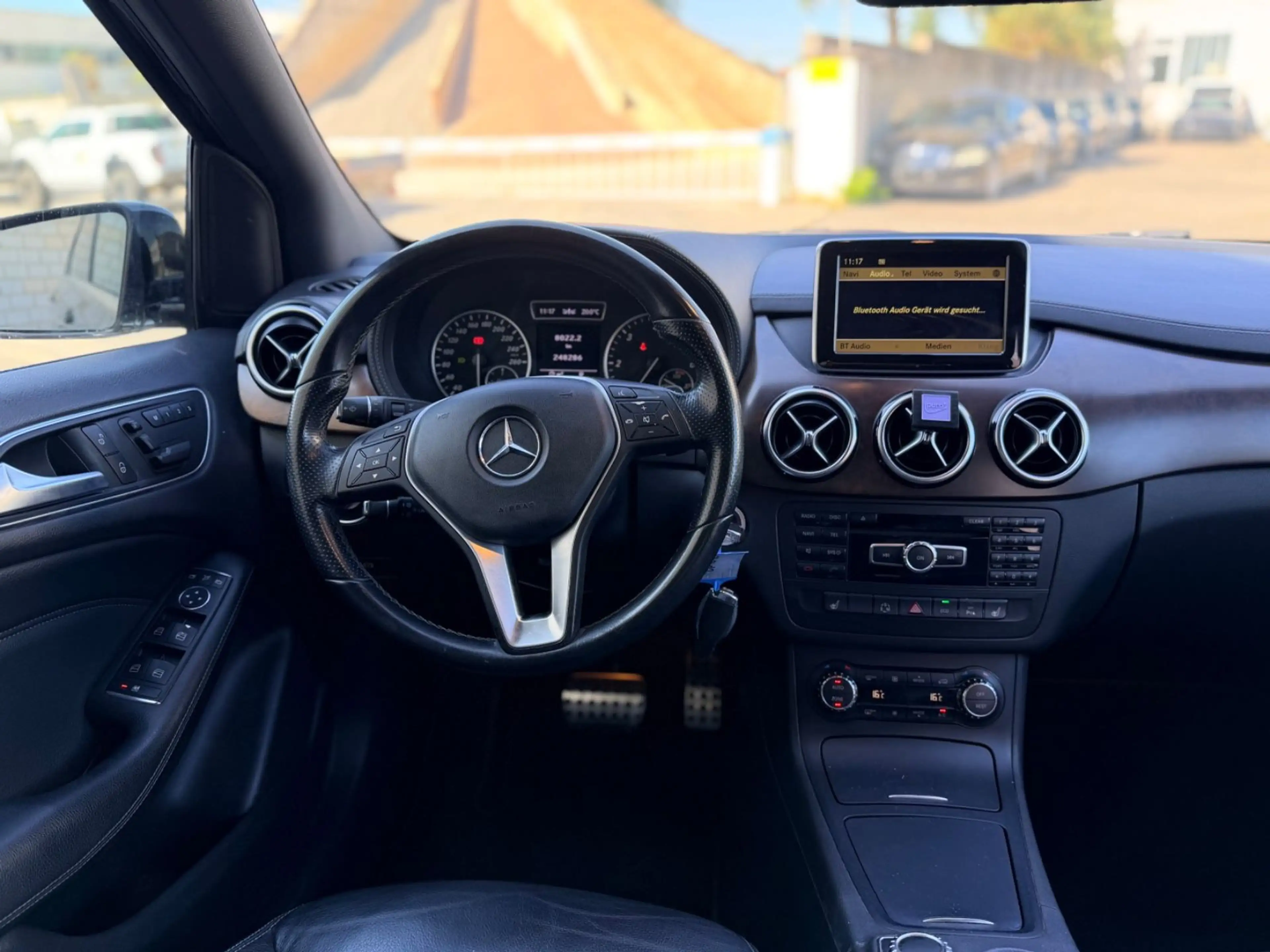 Mercedes-Benz B 200 B200 CDI Automatik Panorama Leder ILS — photo 10