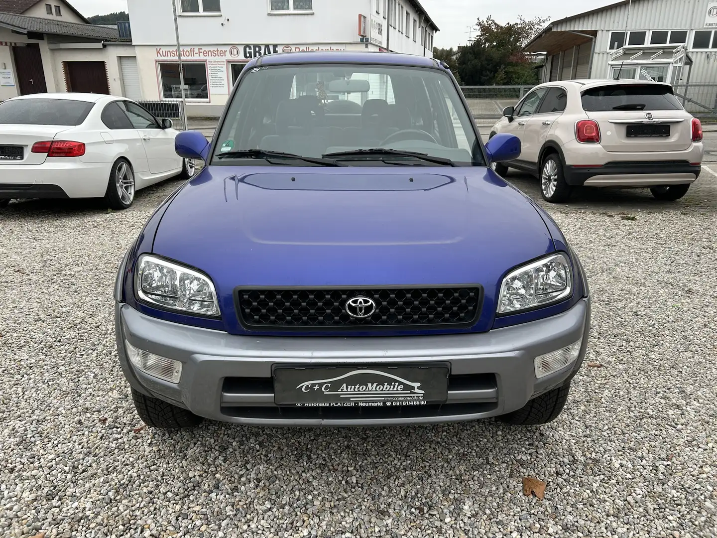 Toyota RAV 4 Automatik 4x4 Klima 1.Hand Blau - 2