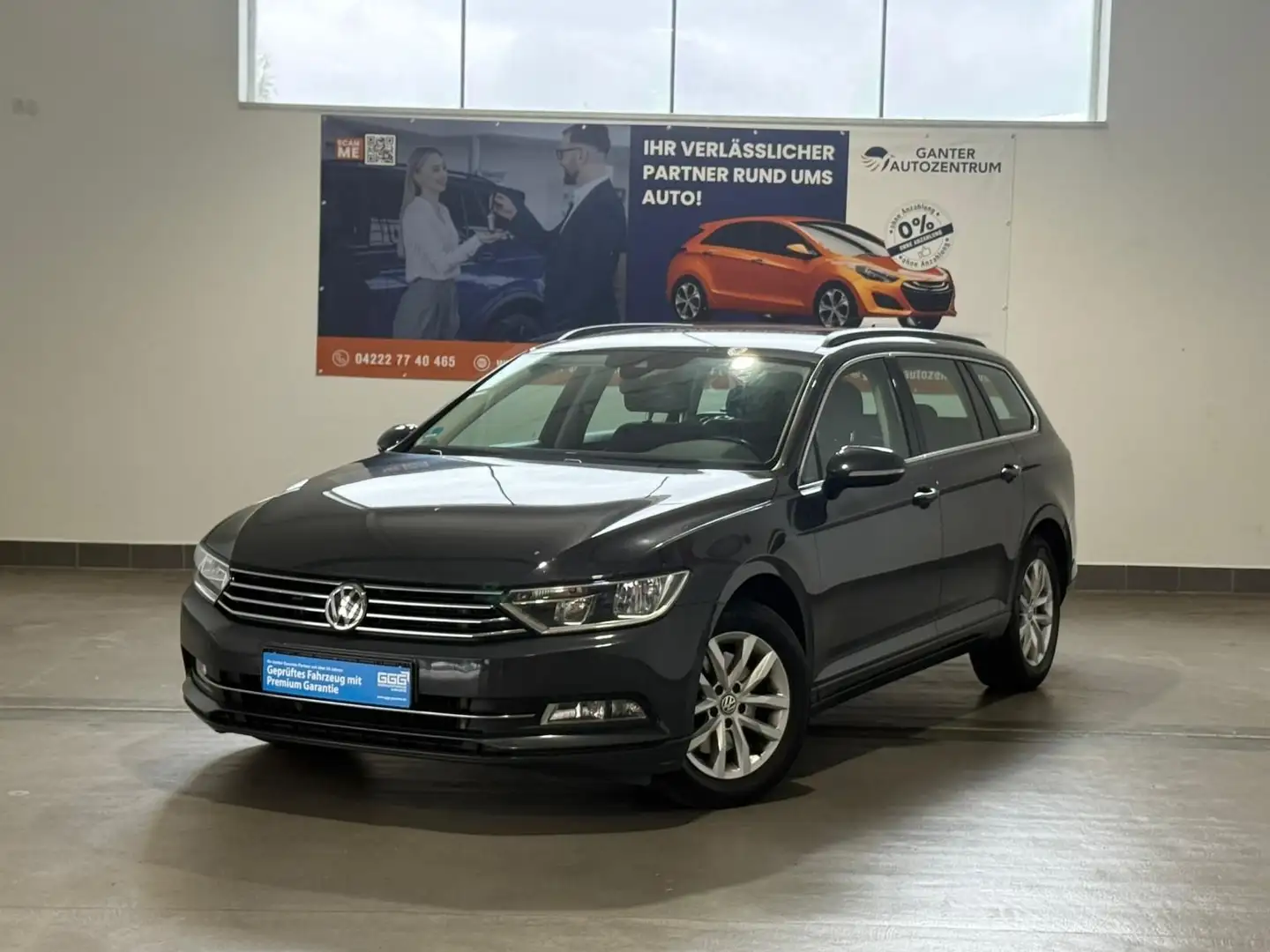 Volkswagen Passat Variant 2.0 TDI AHK+NAVI+ACC Gris - 1