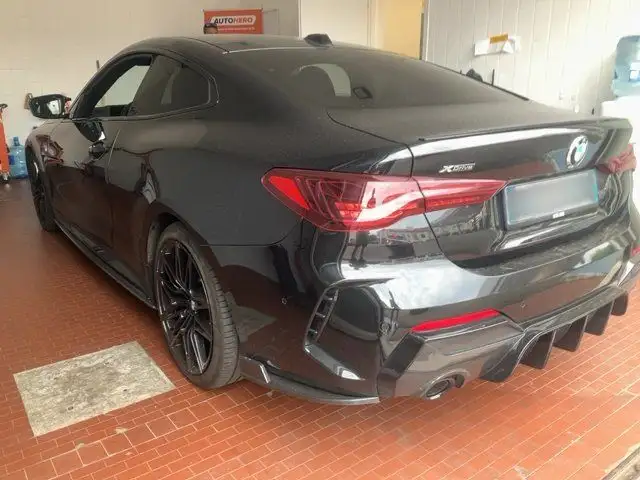 BMW 4 Series view 3