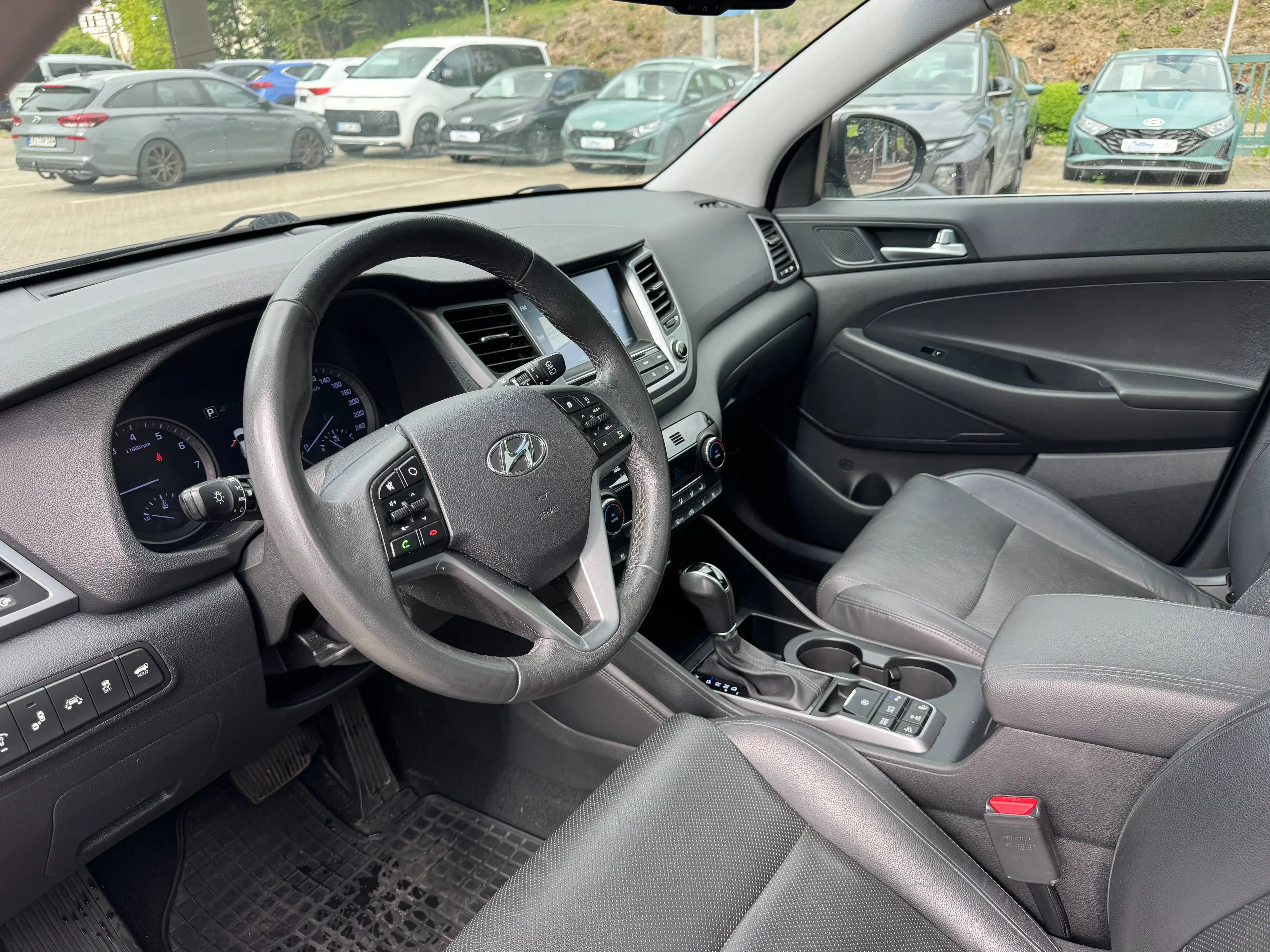 Hyundai TUCSON 1.6 T-GDi DCT Premium Leder PANO LED — photo 10