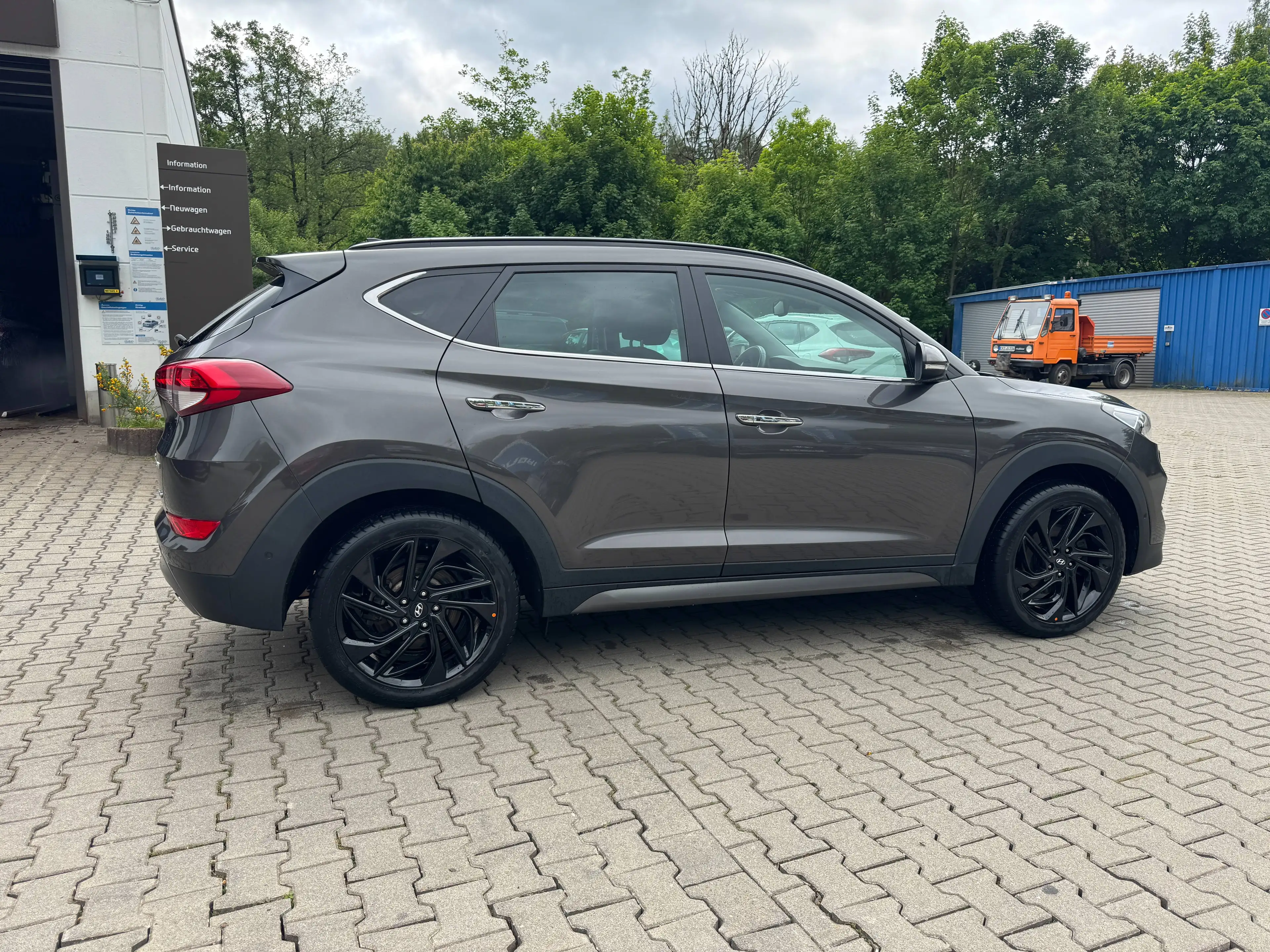 Hyundai TUCSON 1.6 T-GDi DCT Premium Leder PANO LED — photo 6