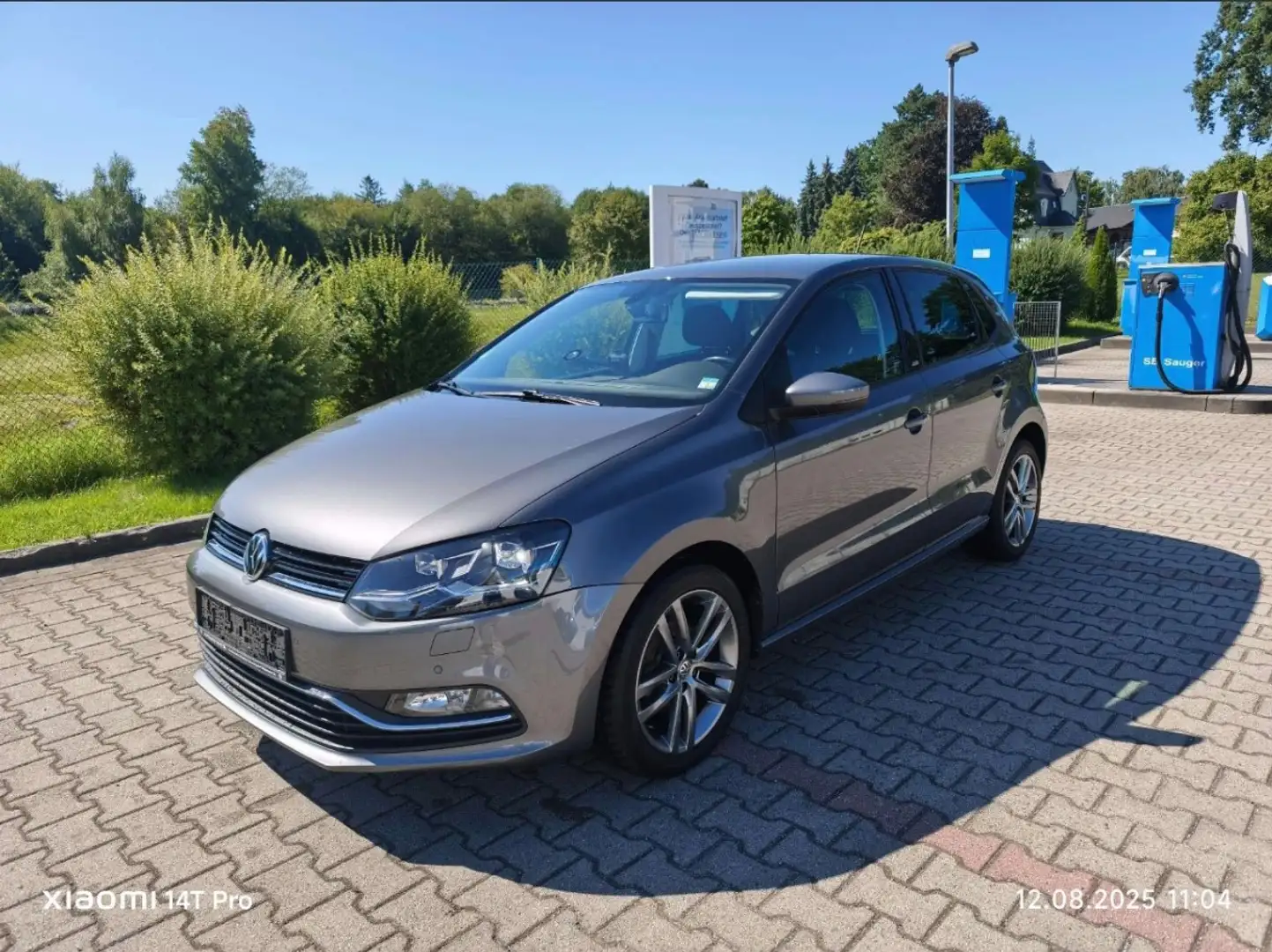 Volkswagen Polo Polo 6C 1.2 TSI BMT Allstar Plus TÜV NEU LED Silber - 1