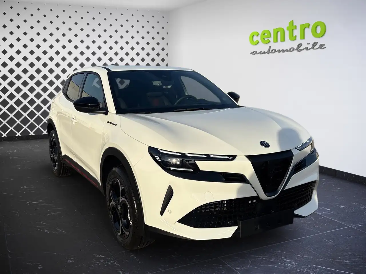 Alfa Romeo Junior 2025