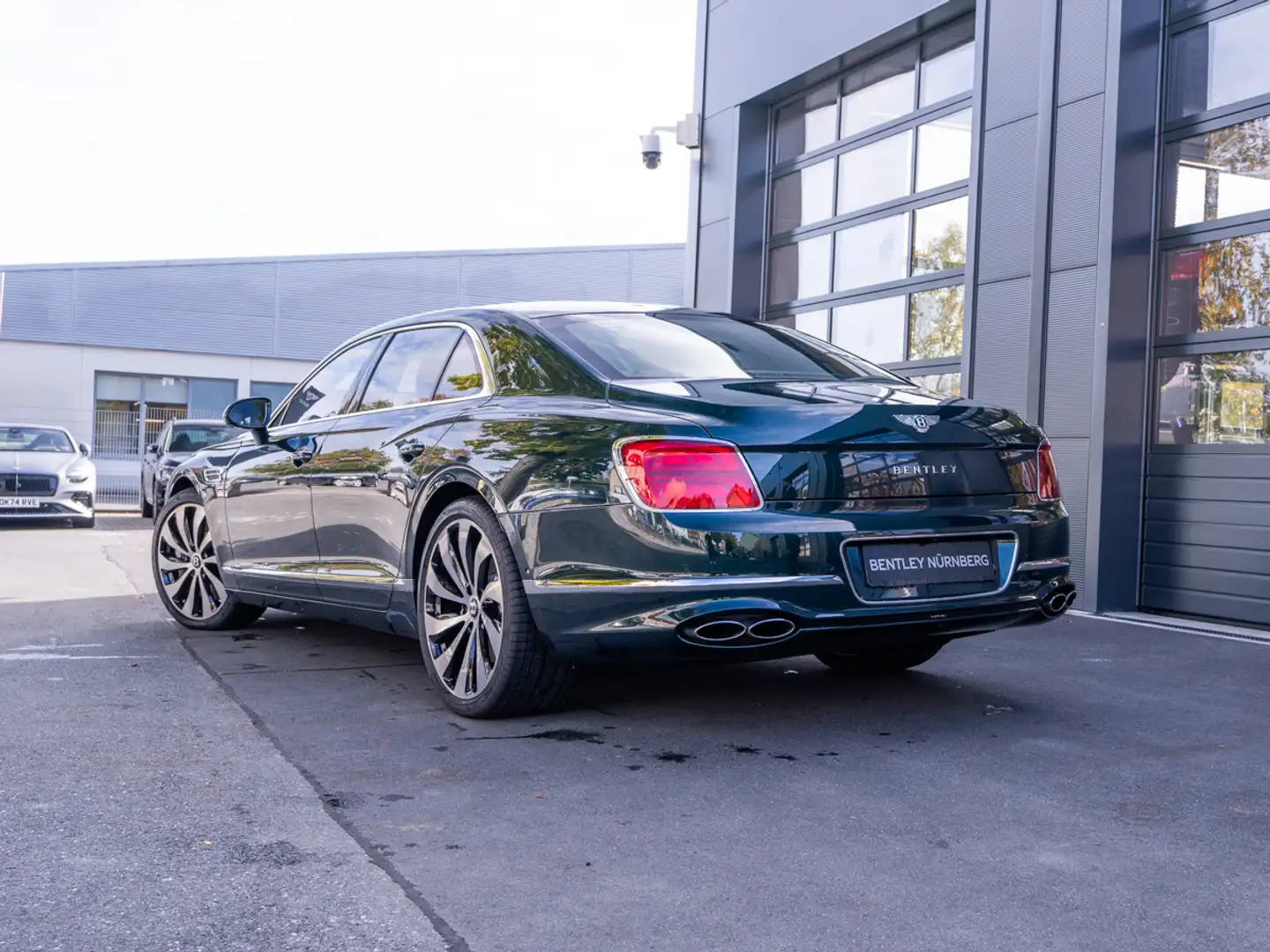 Bentley Flying Spur V8 | Bentley Nürnberg Grün - 2