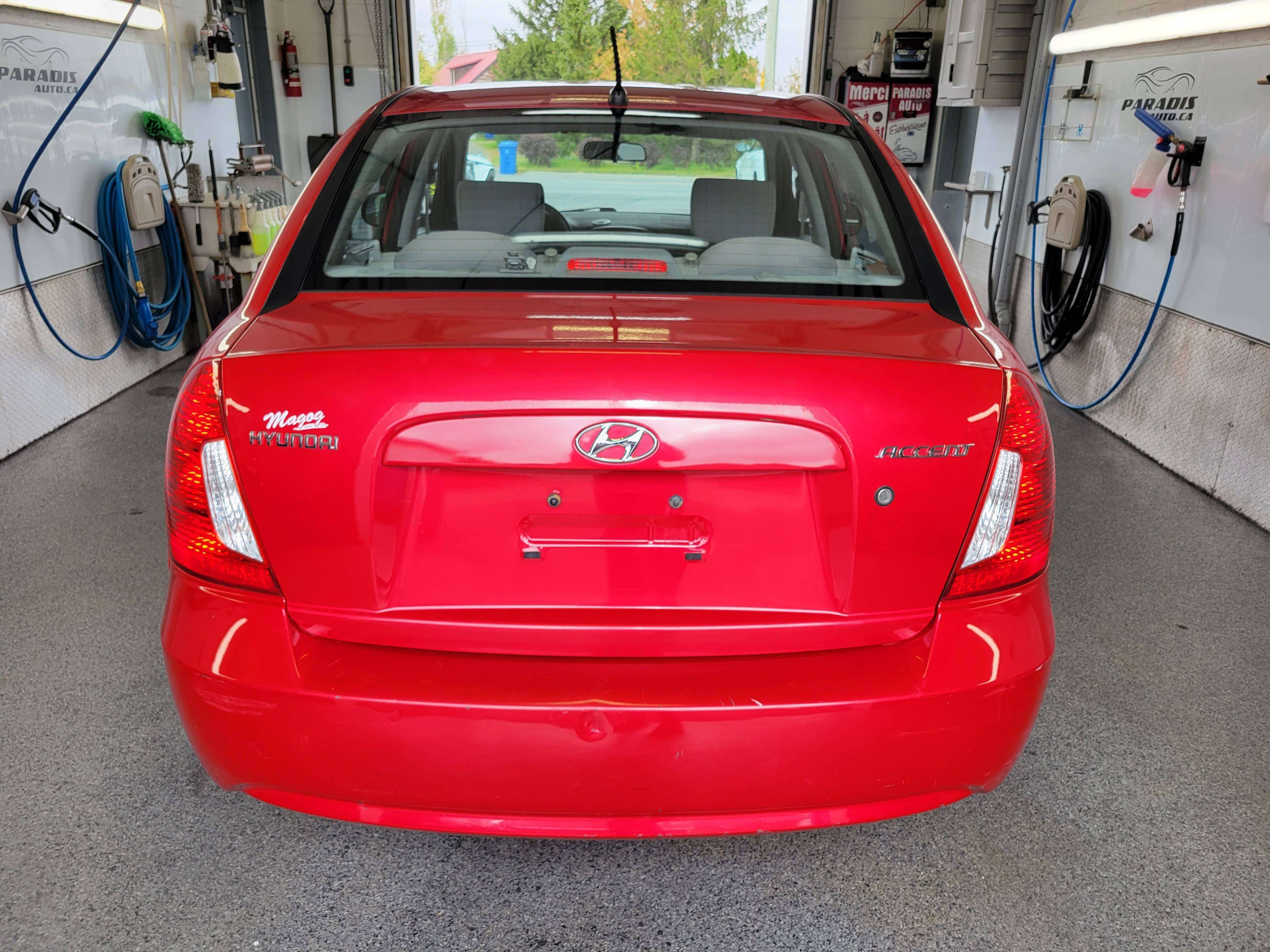 2011 Hyundai ACCENT Sedan