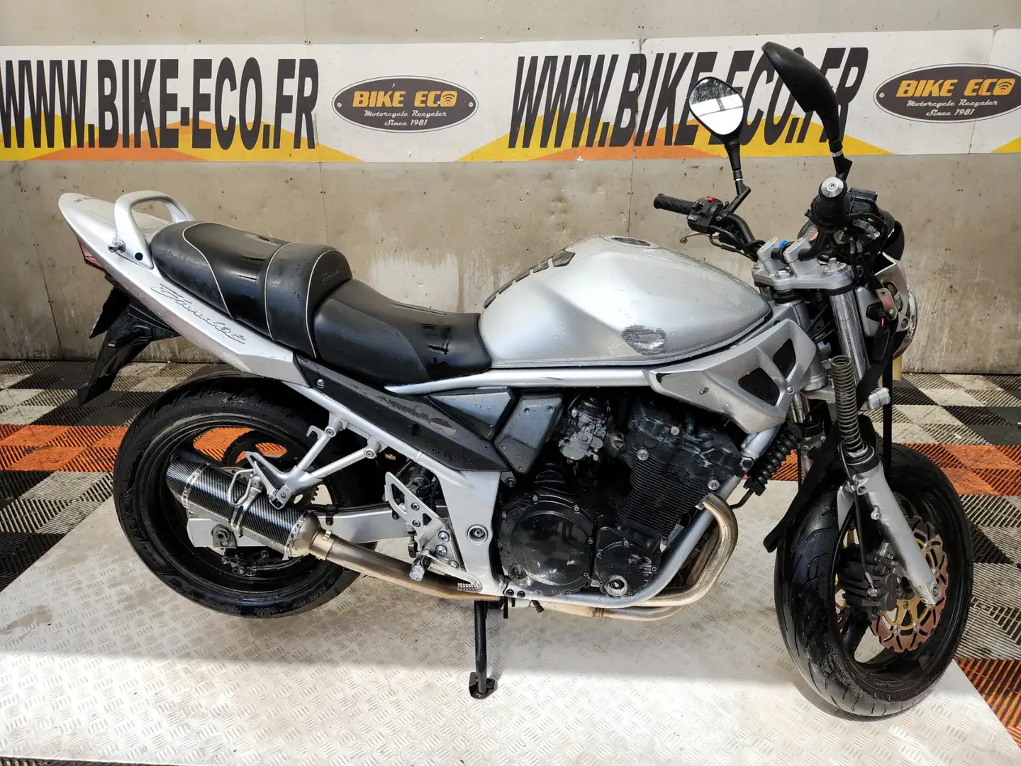Suzuki GSF 650 Szary - 1