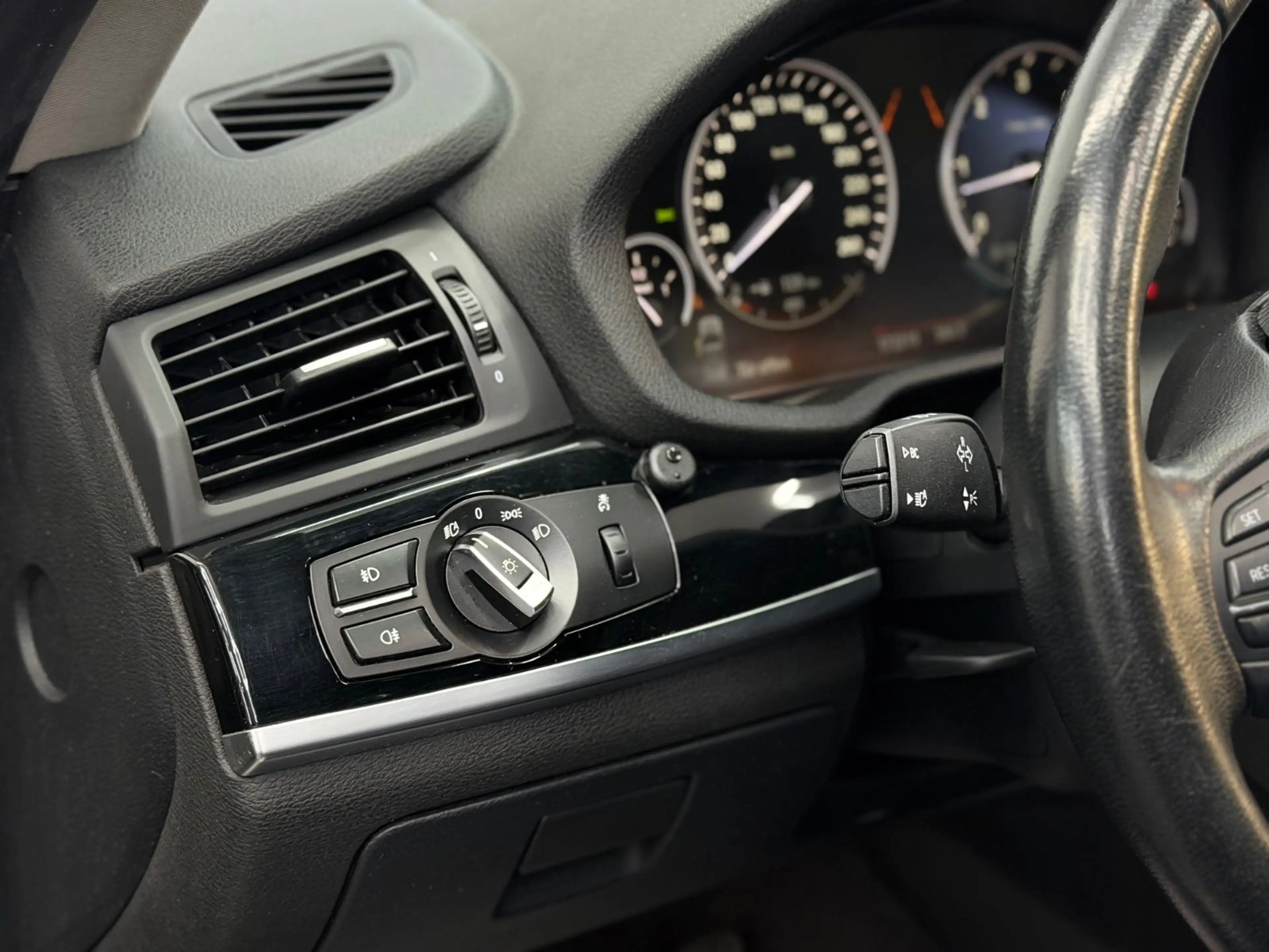 BMW X3 XDrive 30 d XLine — photo 14