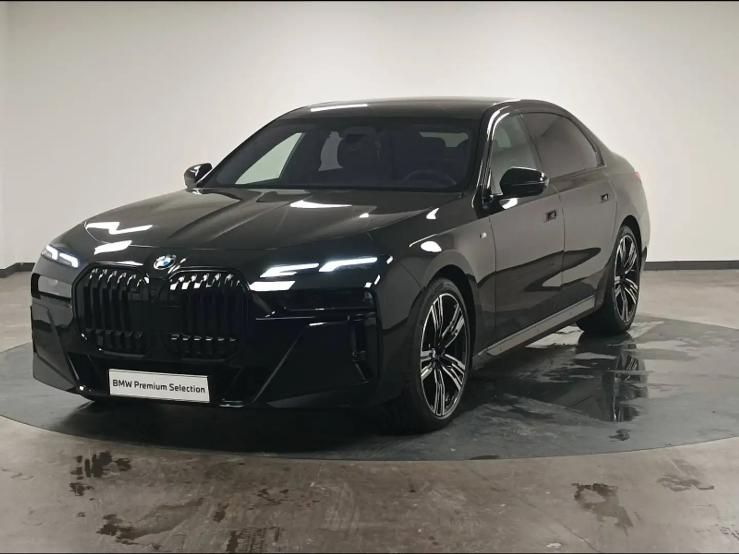 BMW 740 740dA xDrive 299ch M Sport Noir - 1