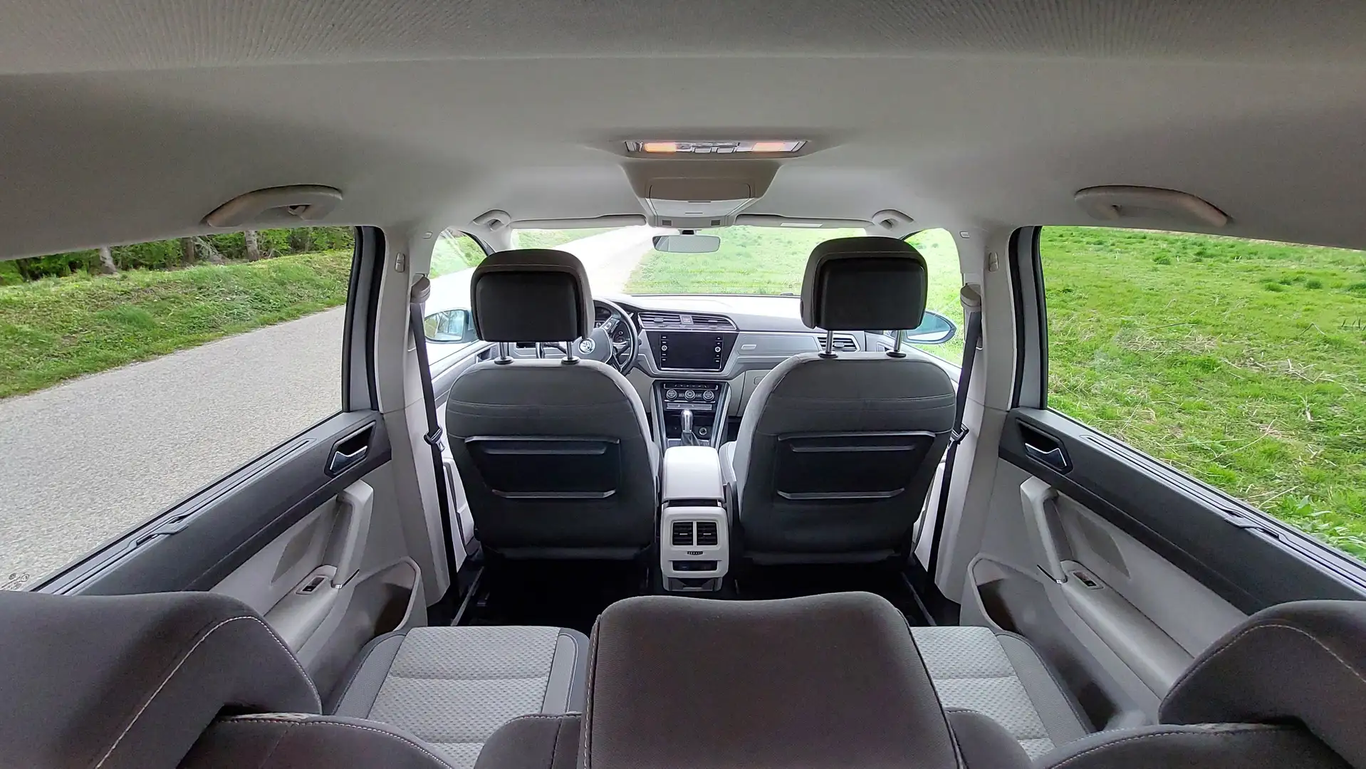 Volkswagen Touran Touran Comfortline 1,6 SCR TDI DSG Comfortline Grau - 1