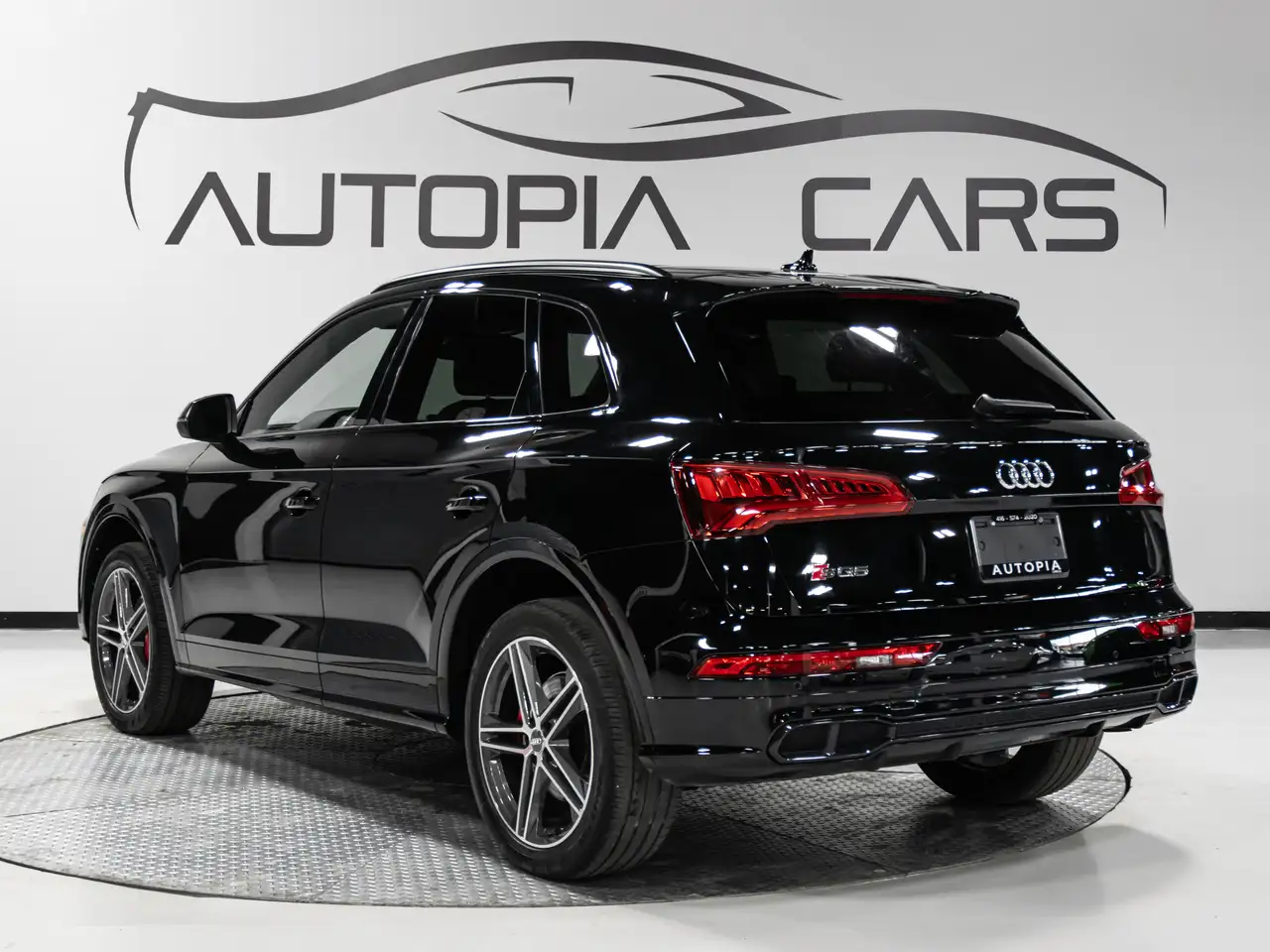 Audi SQ5 снимка Audi SQ5