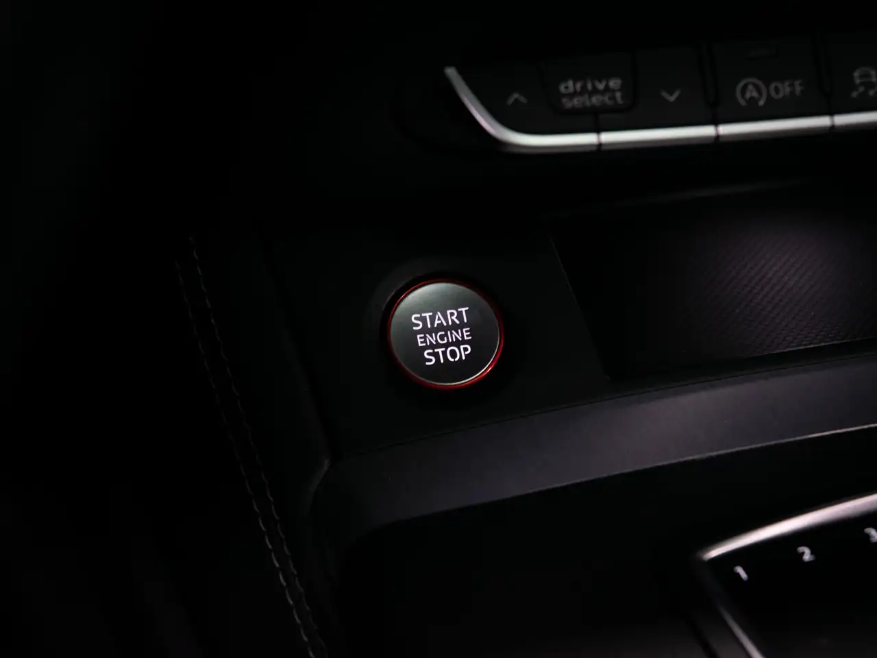 Audi SQ5 снимка Audi SQ5