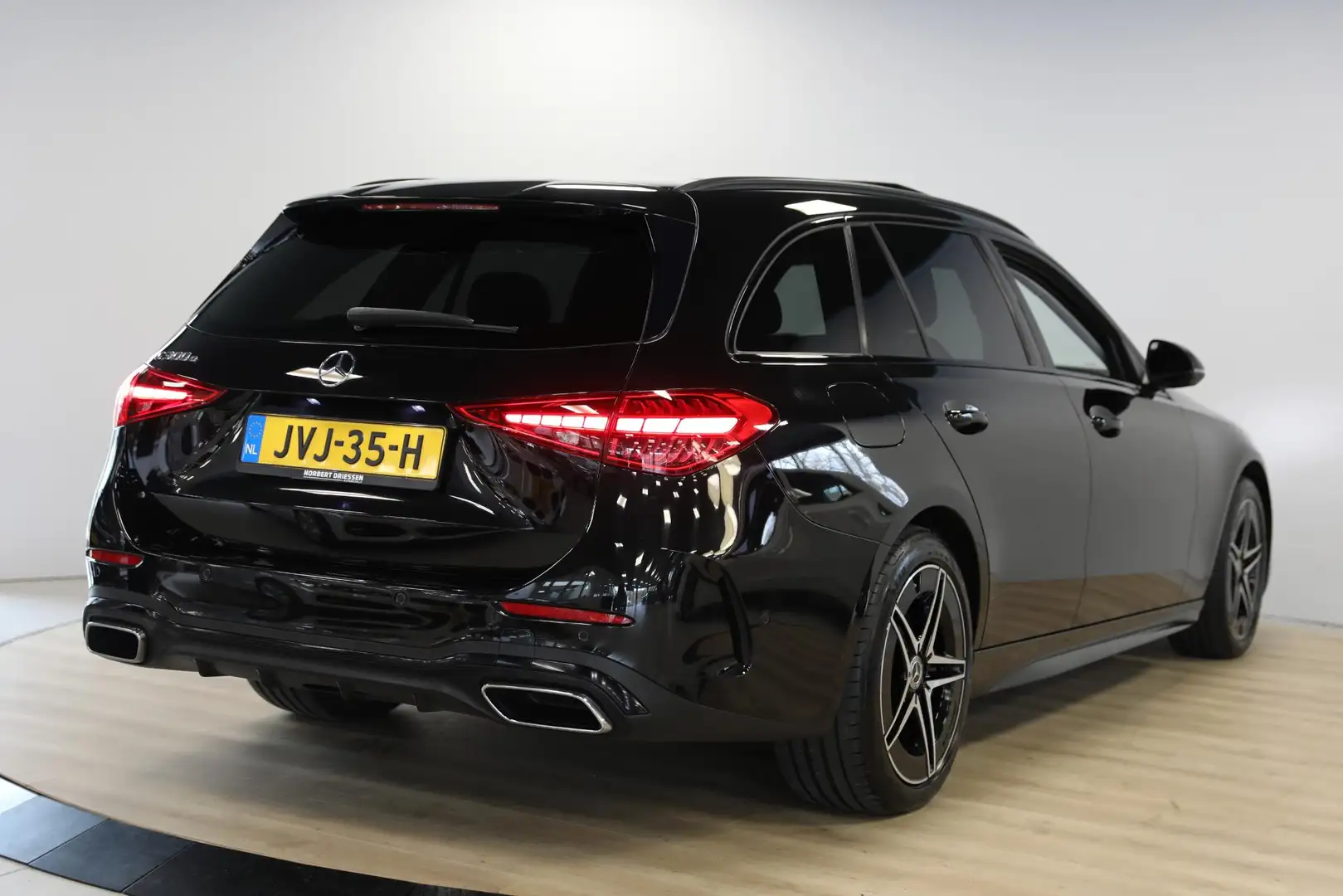 Mercedes-Benz C 300 e AMG Line | Schuif- opendak | Cruise Adaptief | S Schwarz - 2