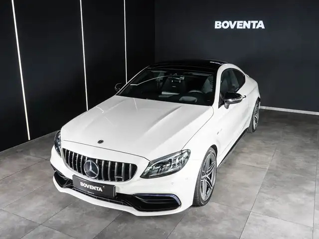 Mercedes-Benz C-Class view 3