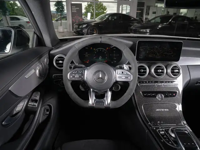 Mercedes-Benz C-Class view 13