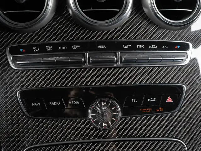 Mercedes-Benz C-Class view 19
