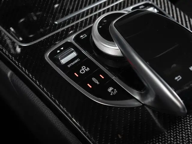 Mercedes-Benz C-Class view 20