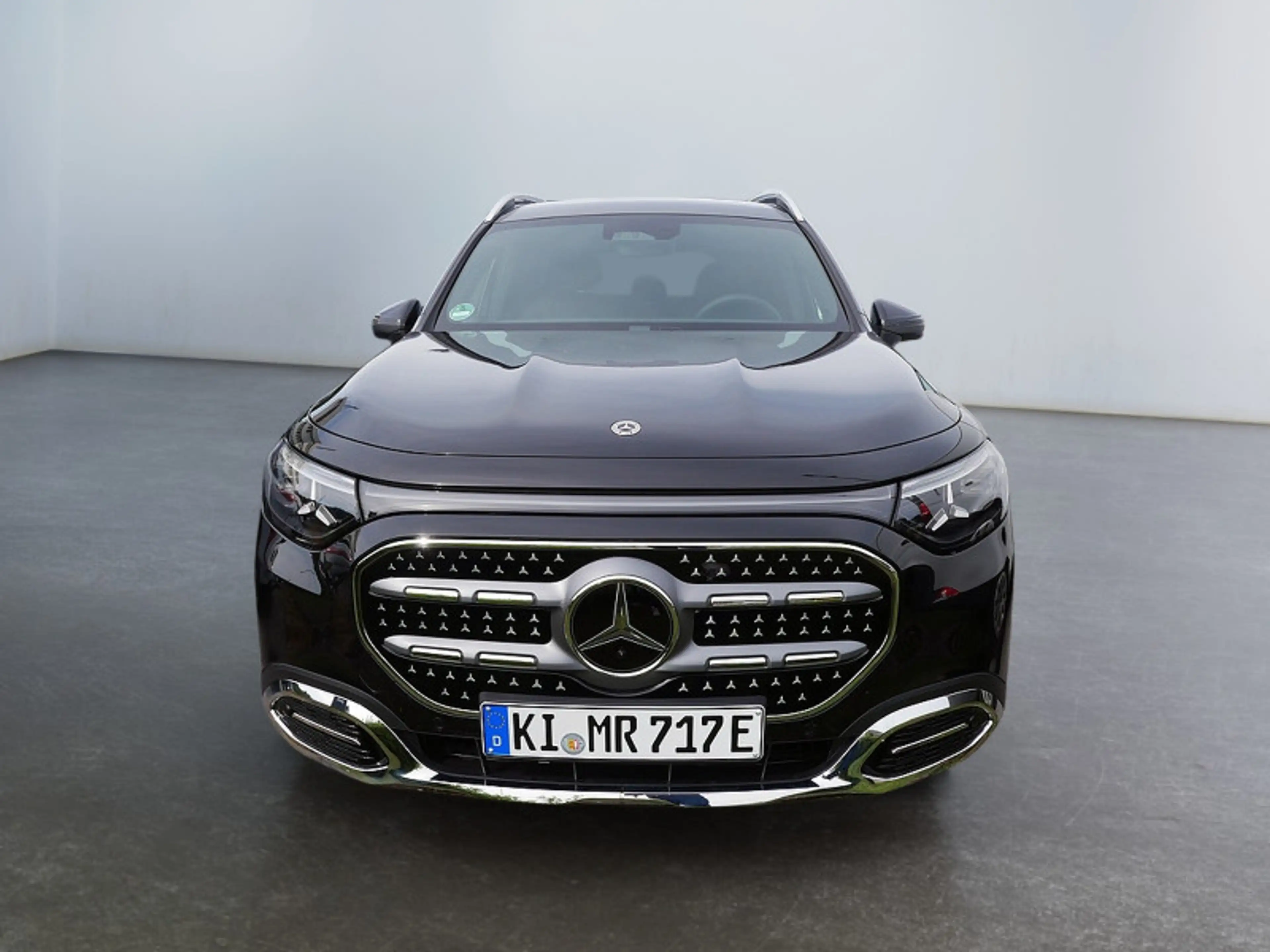 Mercedes-Benz GLB 250 + mit EQ Technologie PROGRESSIVE MEMO AHK — photo 4